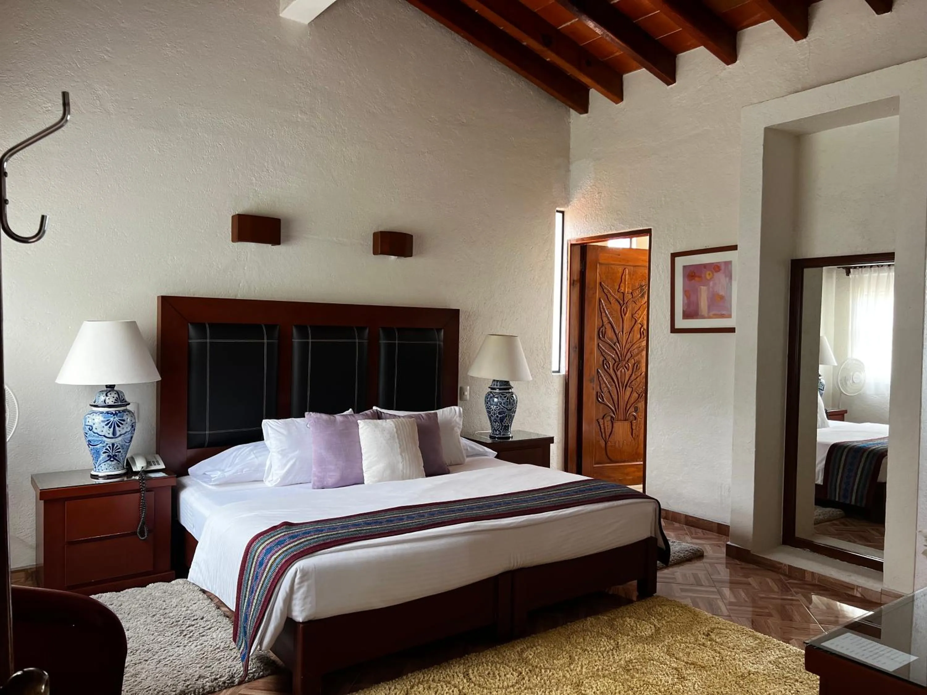 Bed in Casa Bugambilia, Un Pequeño Hotel en Tepoztlán