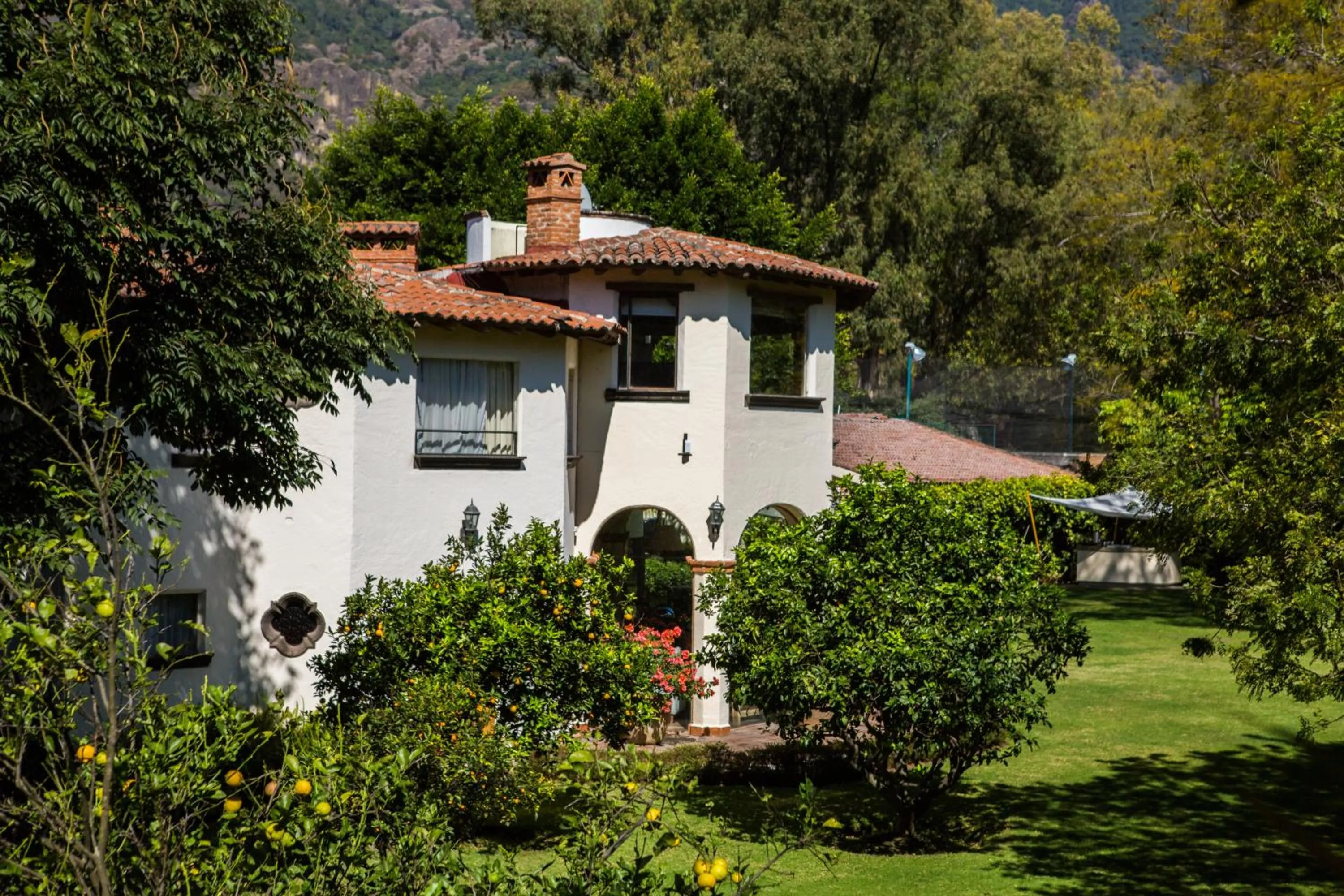 Property building in Casa Bugambilia, Un Pequeño Hotel en Tepoztlán
