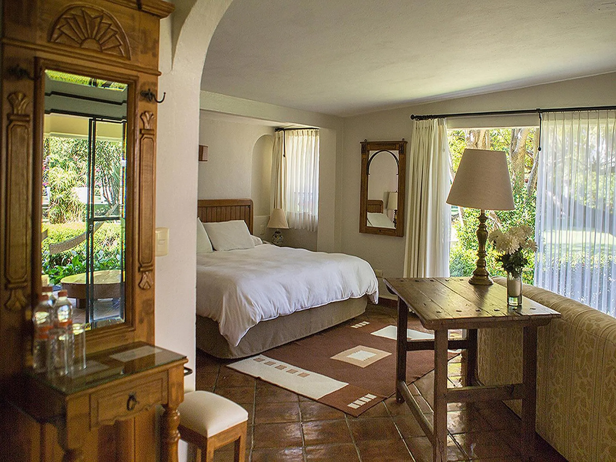Photo of the whole room, Bed in Casa Bugambilia, Un Pequeño Hotel en Tepoztlán