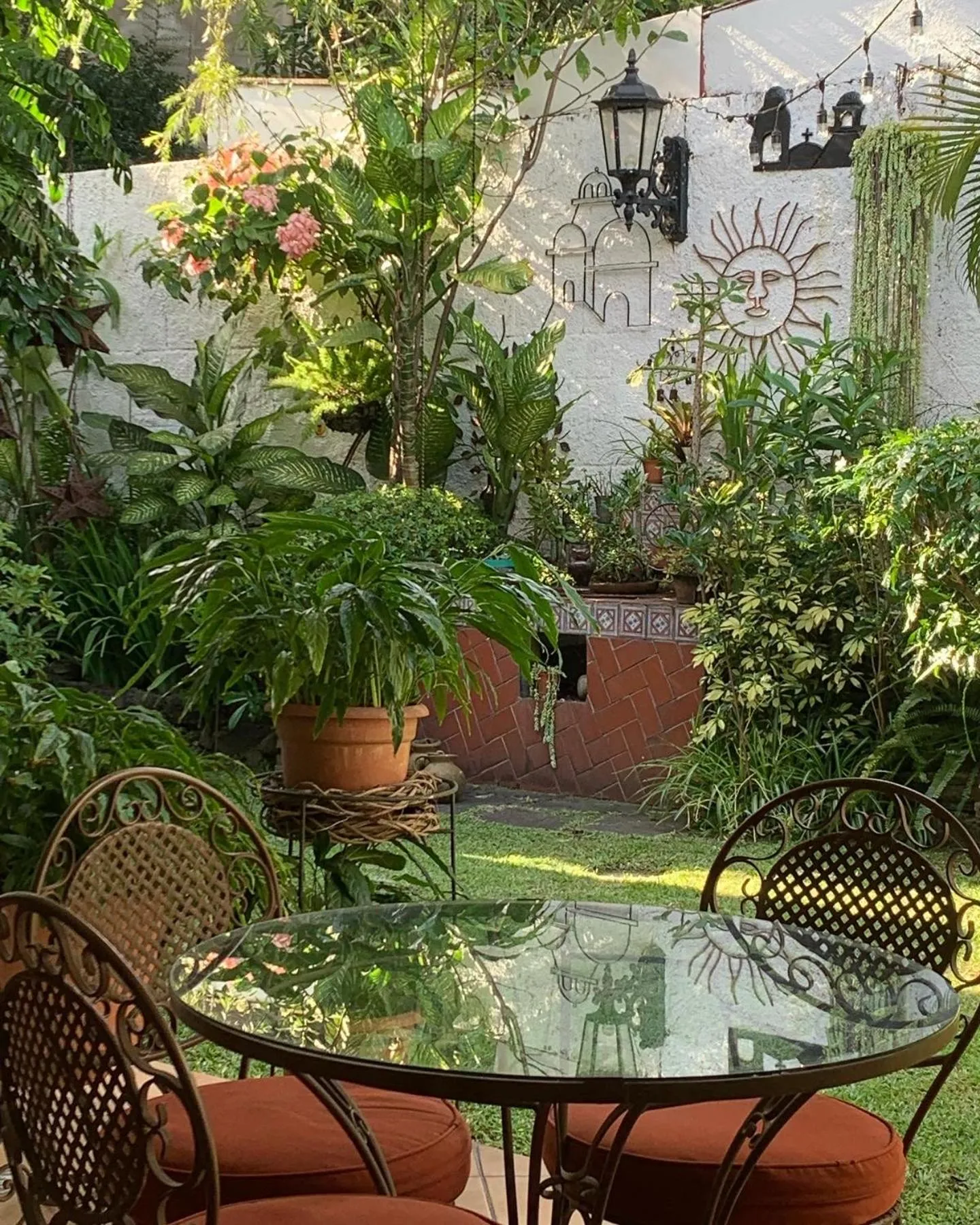 Patio in Hotel La Posada del Angel