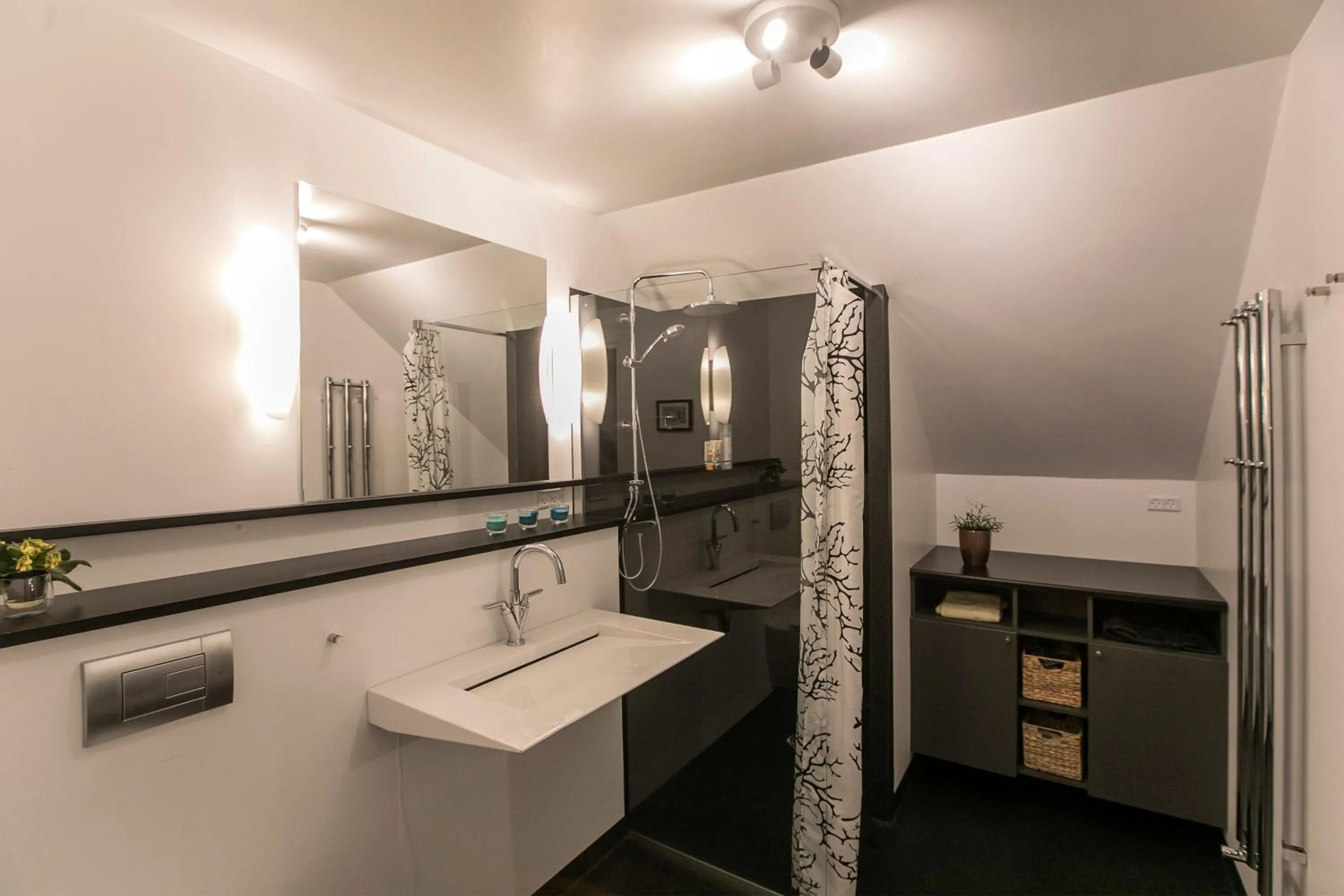 Toilet in FaroeGuide