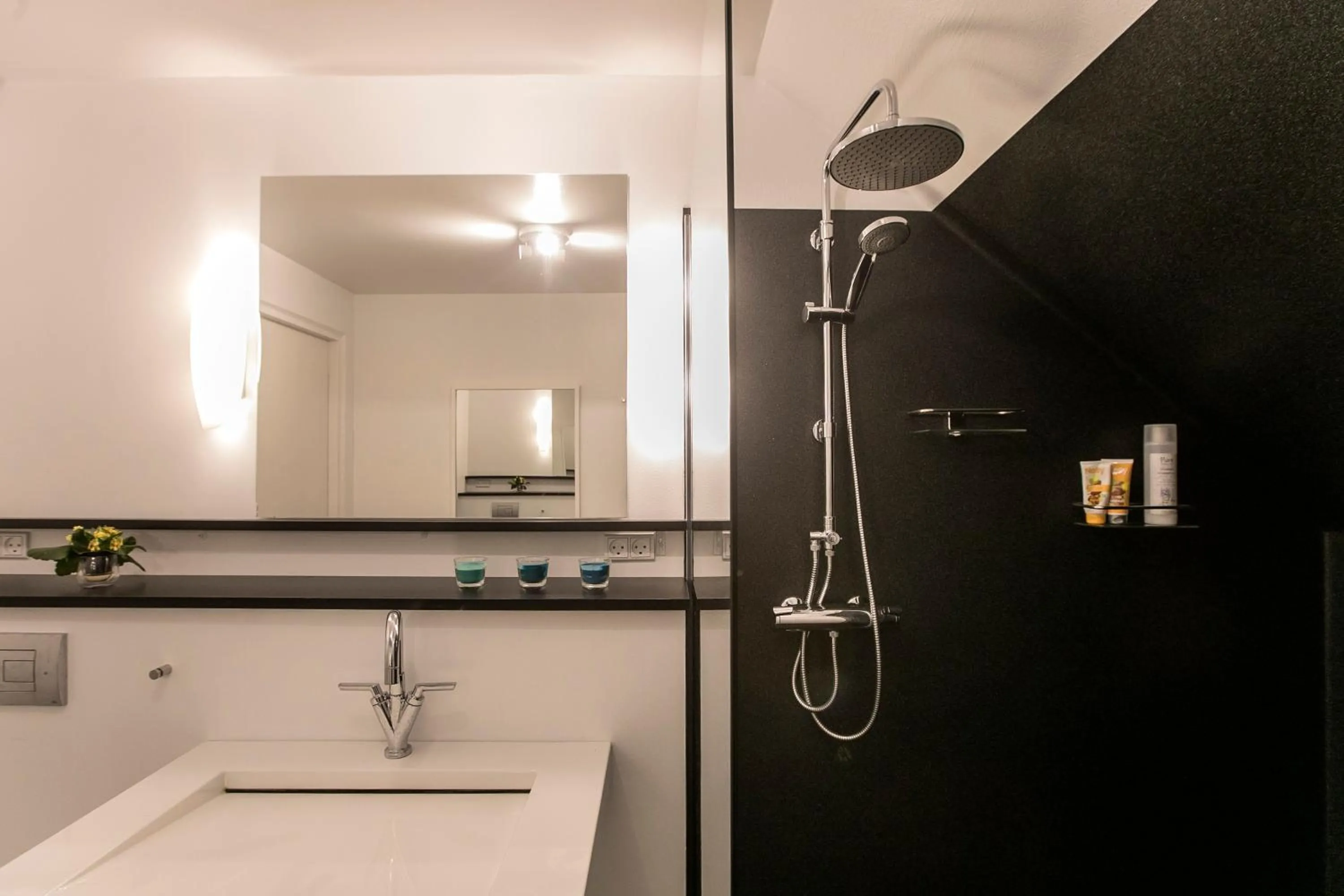 Shower in FaroeGuide