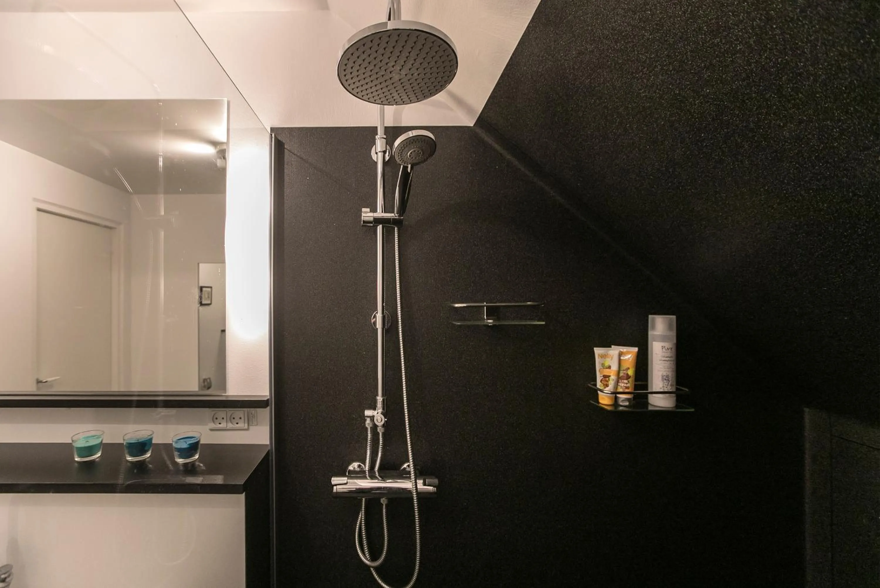 Shower in FaroeGuide