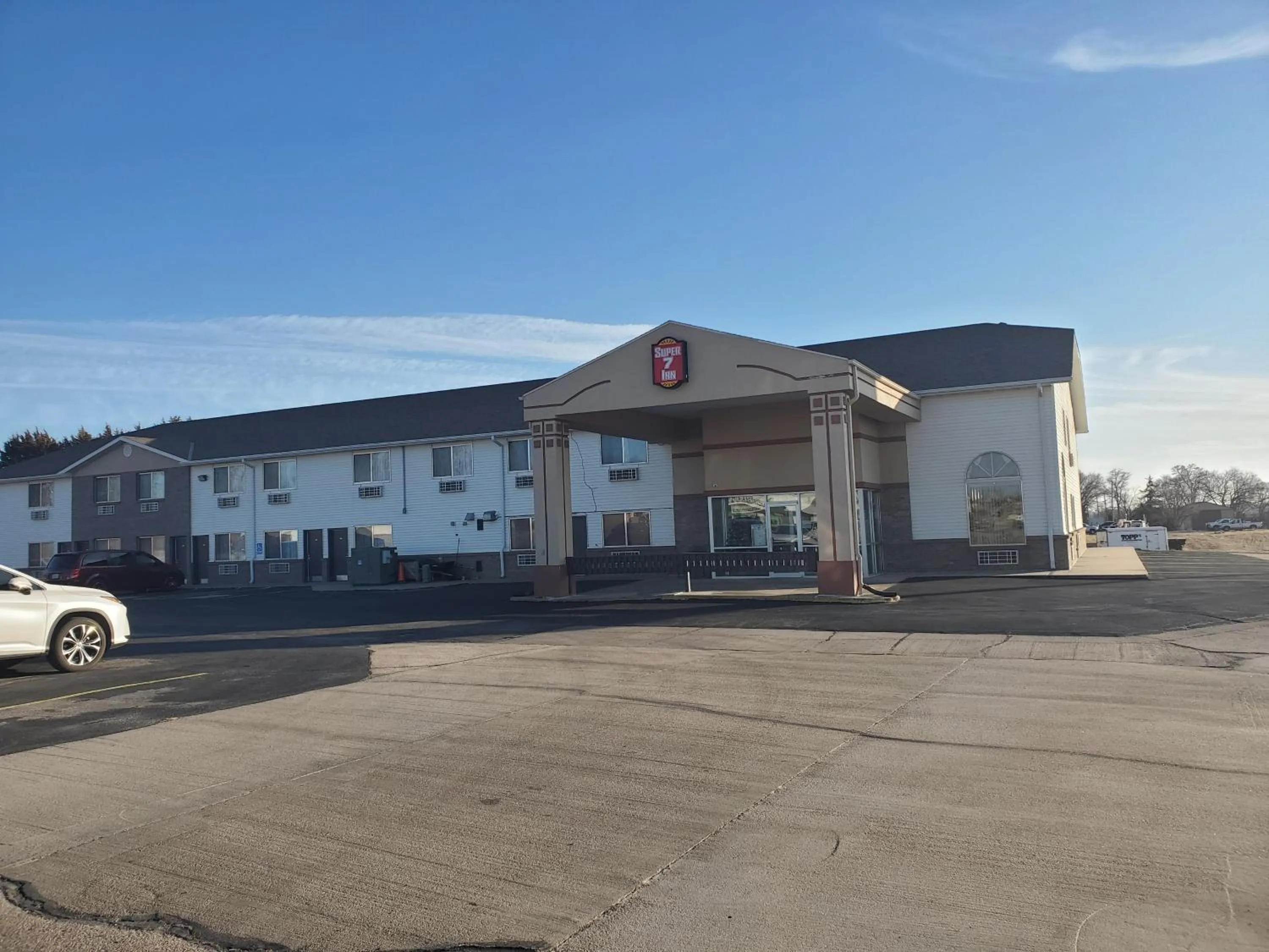 Property building in Super 7 Inn Tecumseh