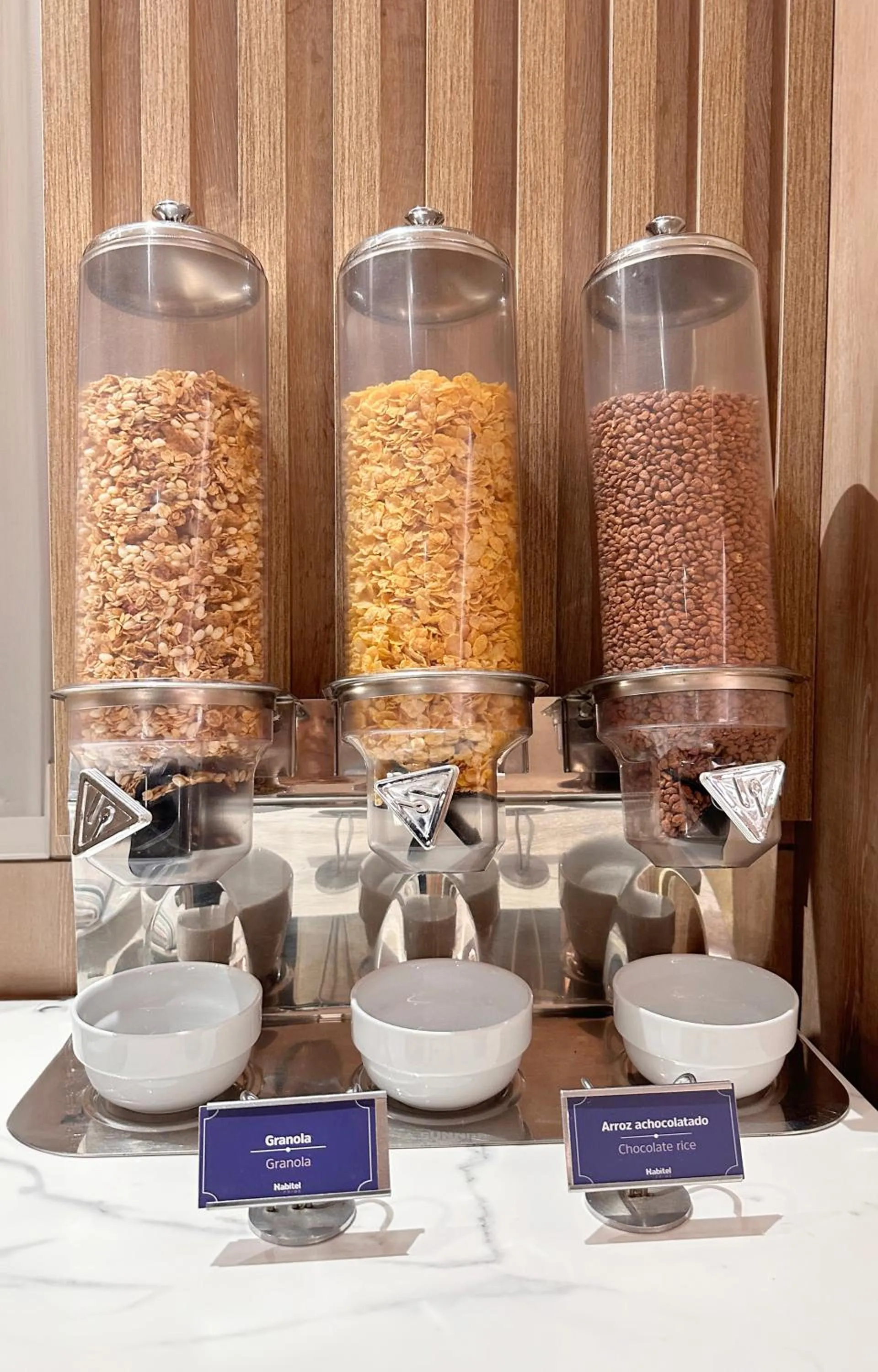 Food and drinks in Hotel Habitel Prime