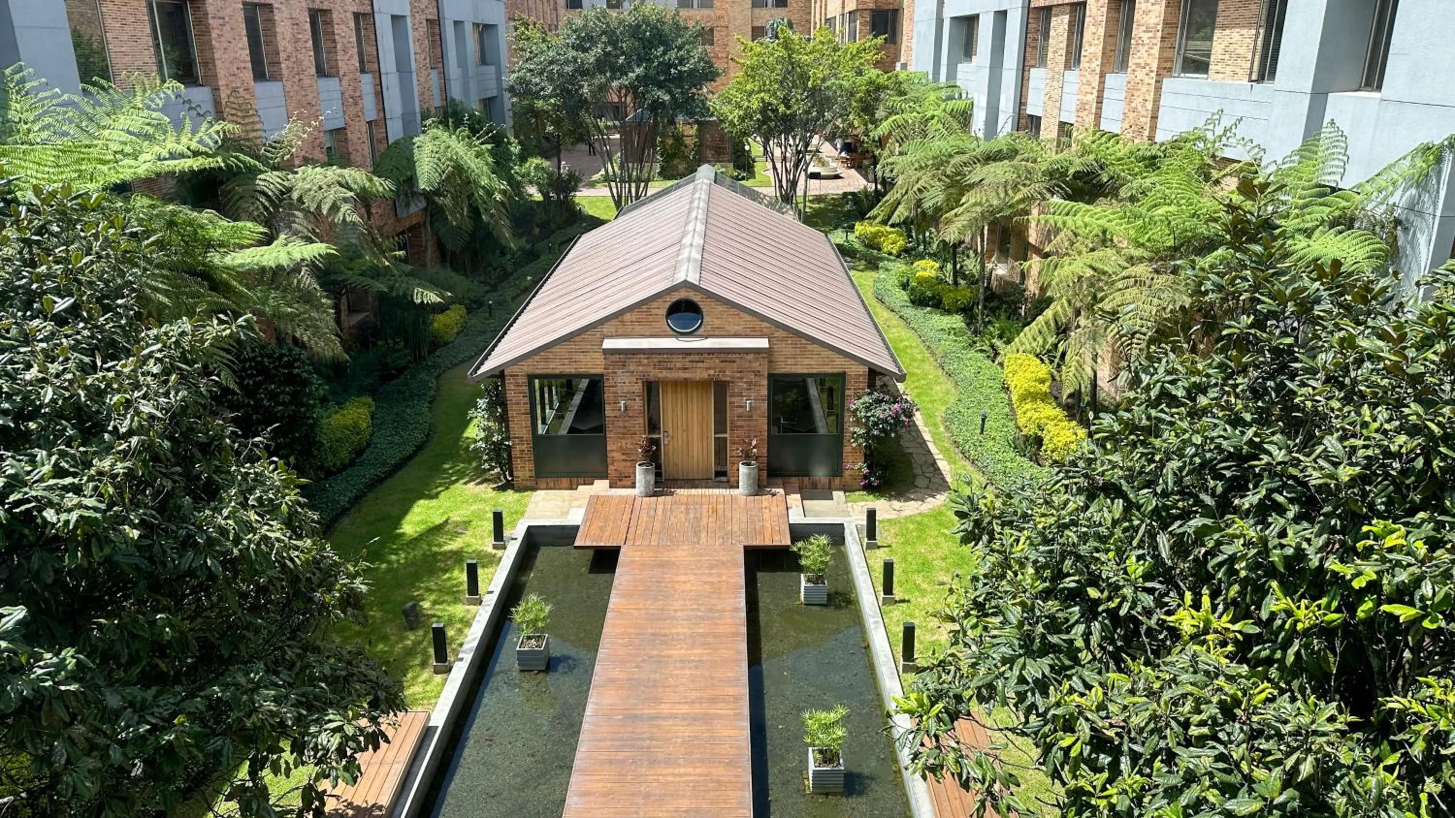 Restaurant/places to eat in Hotel Habitel Prime