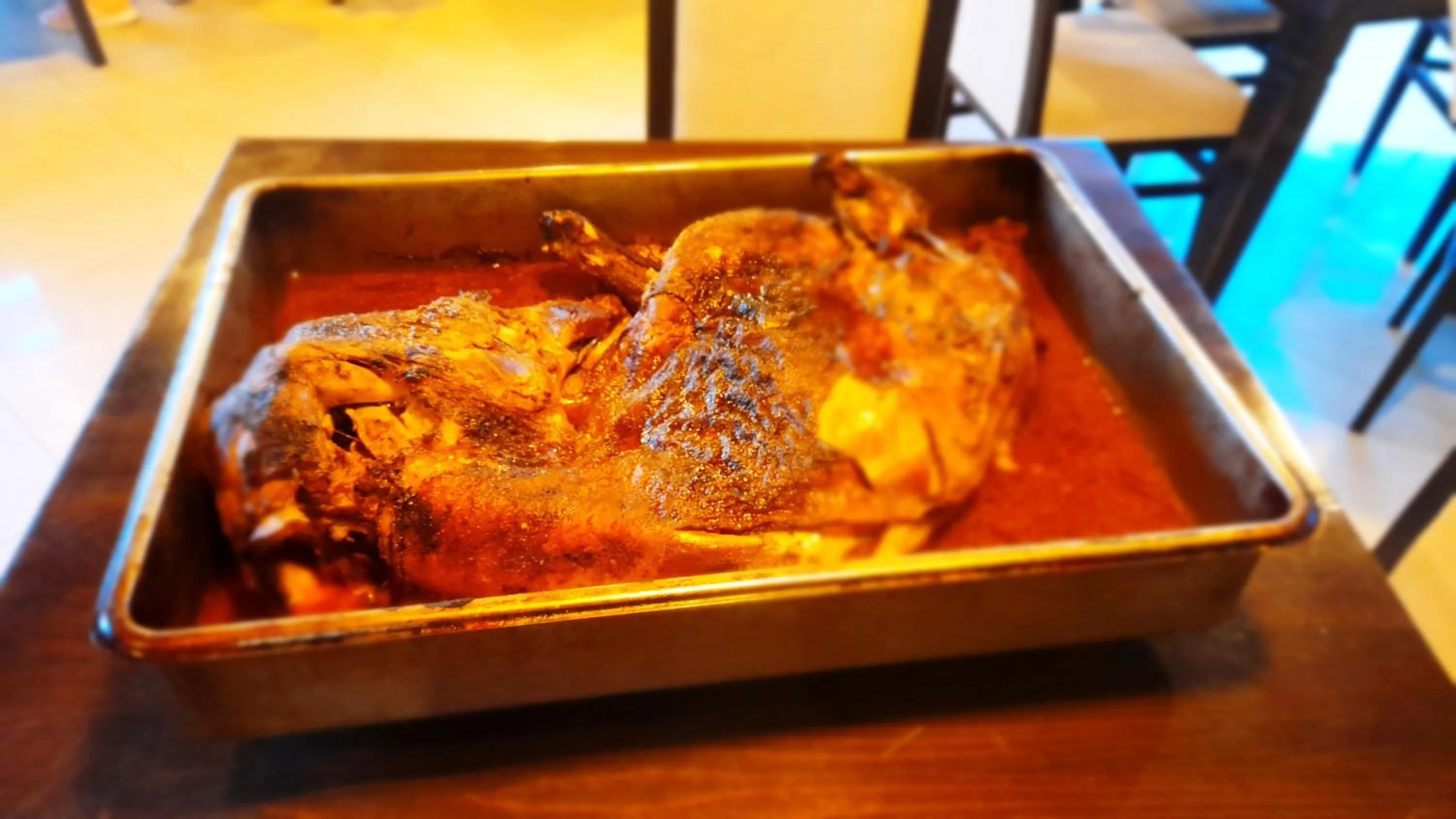 Restaurant/places to eat in Family Hotel Saga