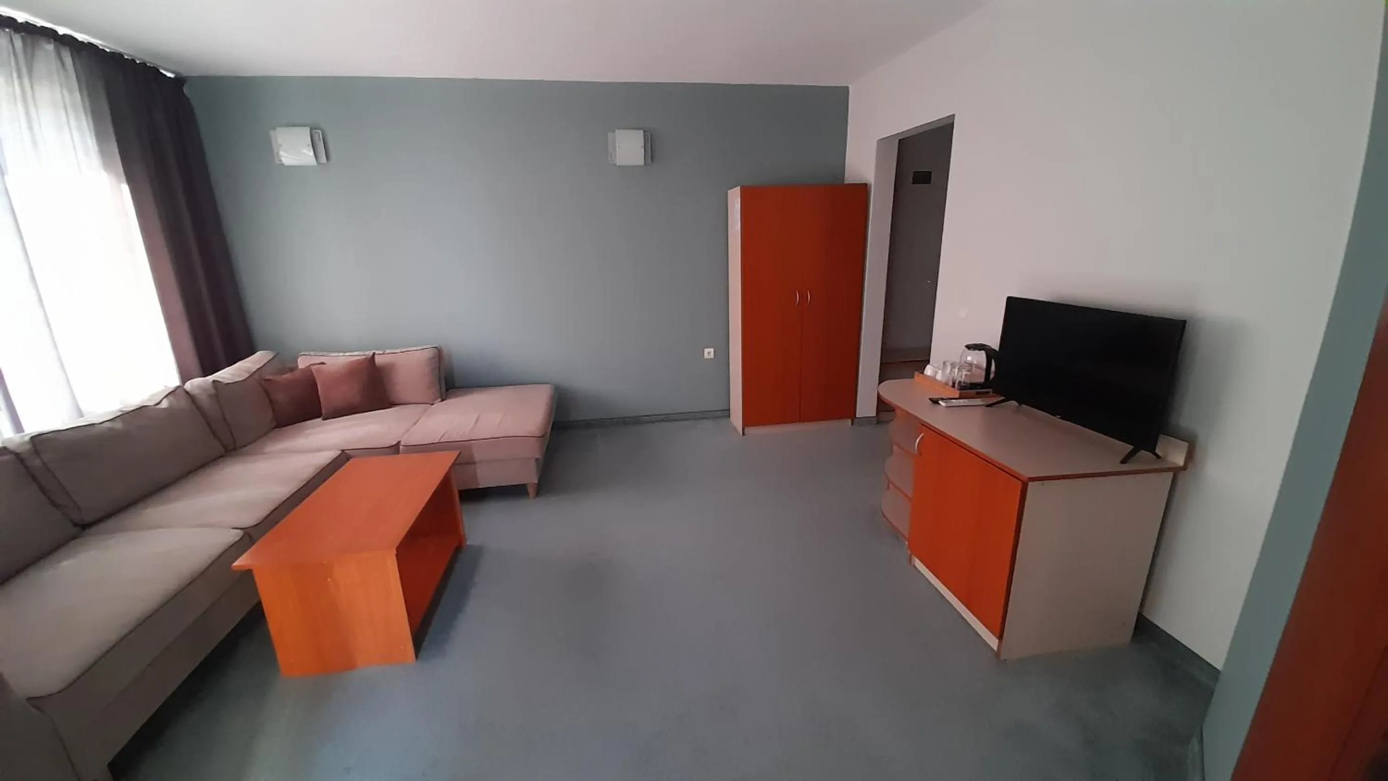 Photo of the whole room in Family Hotel Saga