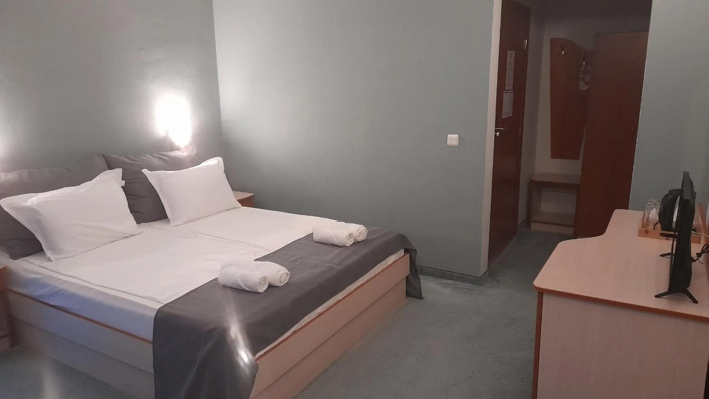 Bed in Family Hotel Saga