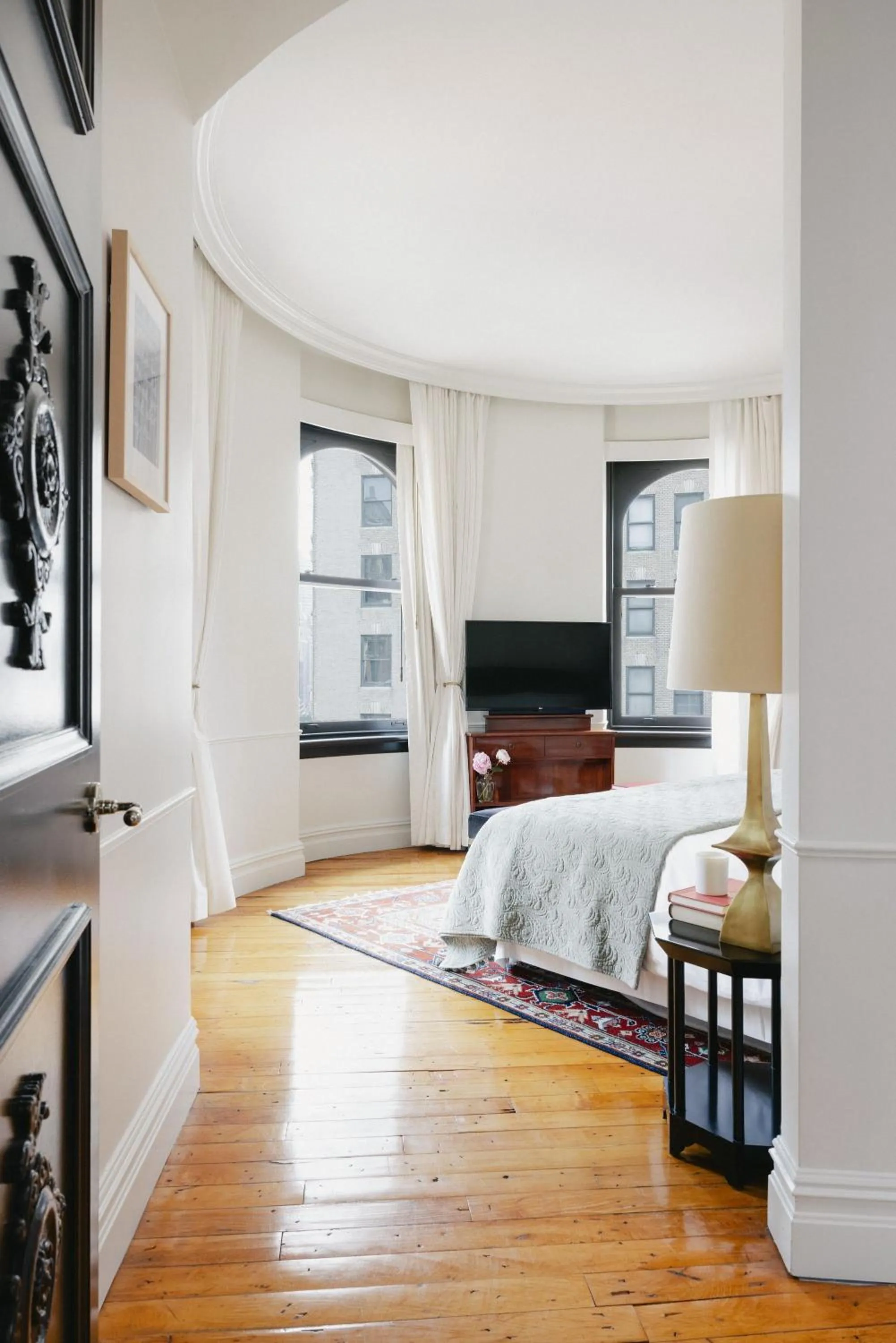 Bedroom, Bed in The Ned NoMad