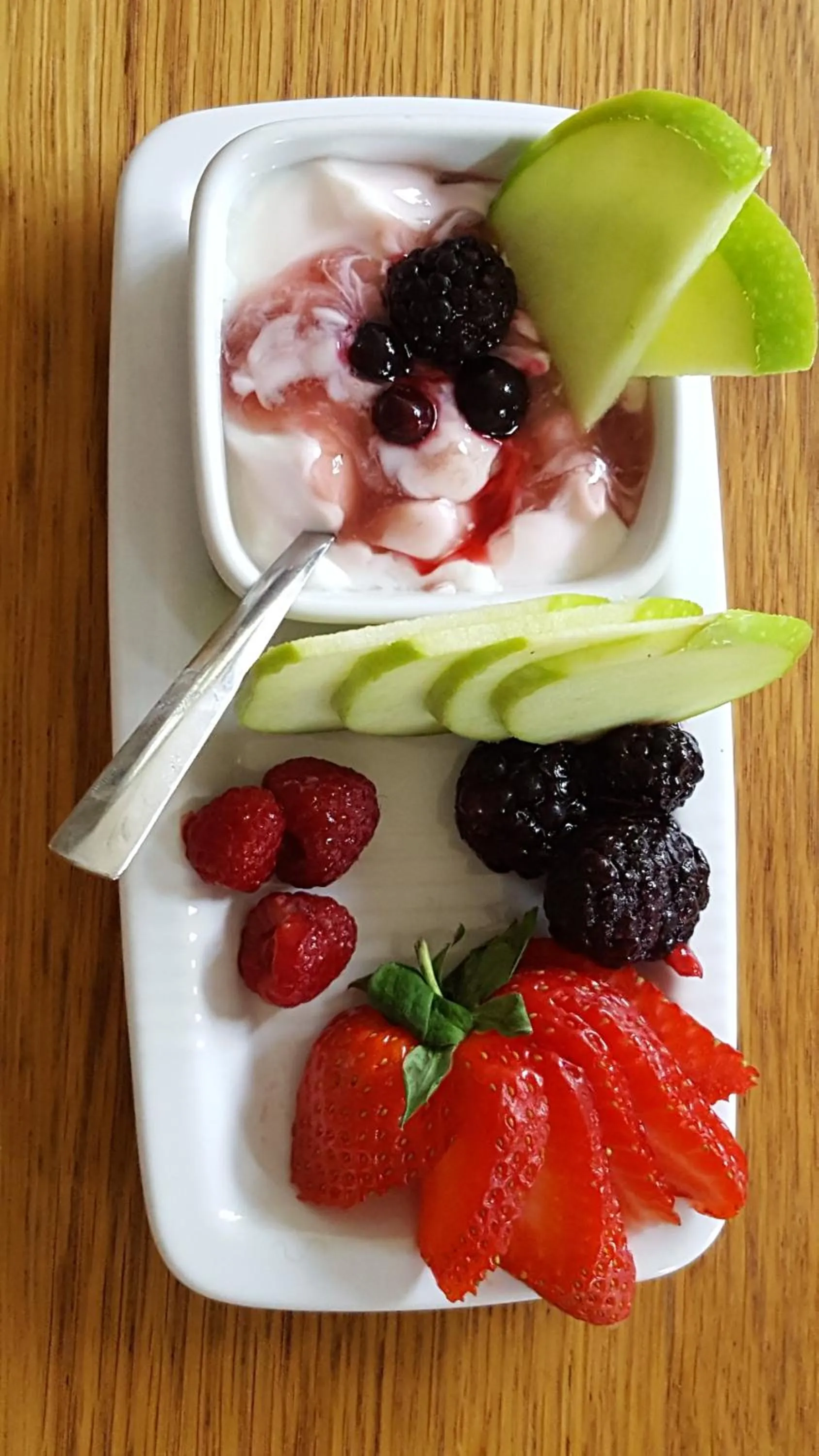 Continental breakfast in The White Dove Bed and Breakfast with Glamping Newark showground