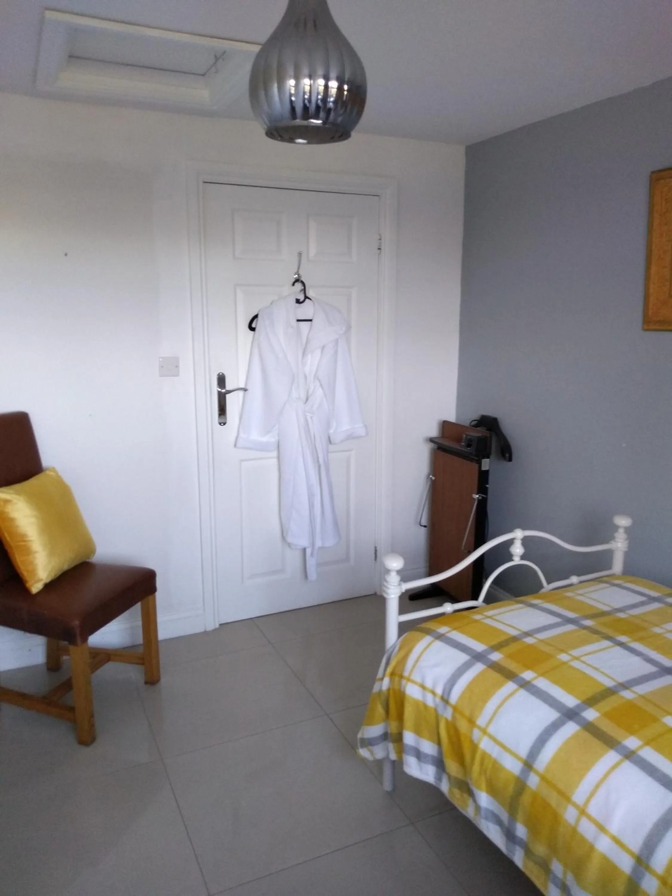 Photo of the whole room in The White Dove Bed and Breakfast with Glamping Newark showground