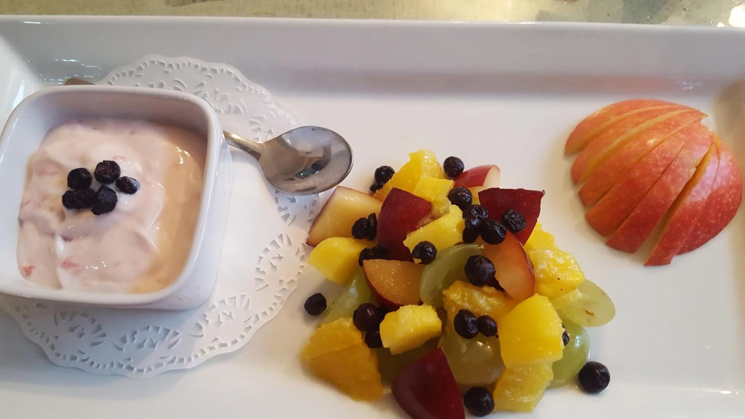 Food in The White Dove Bed and Breakfast with Glamping Newark showground