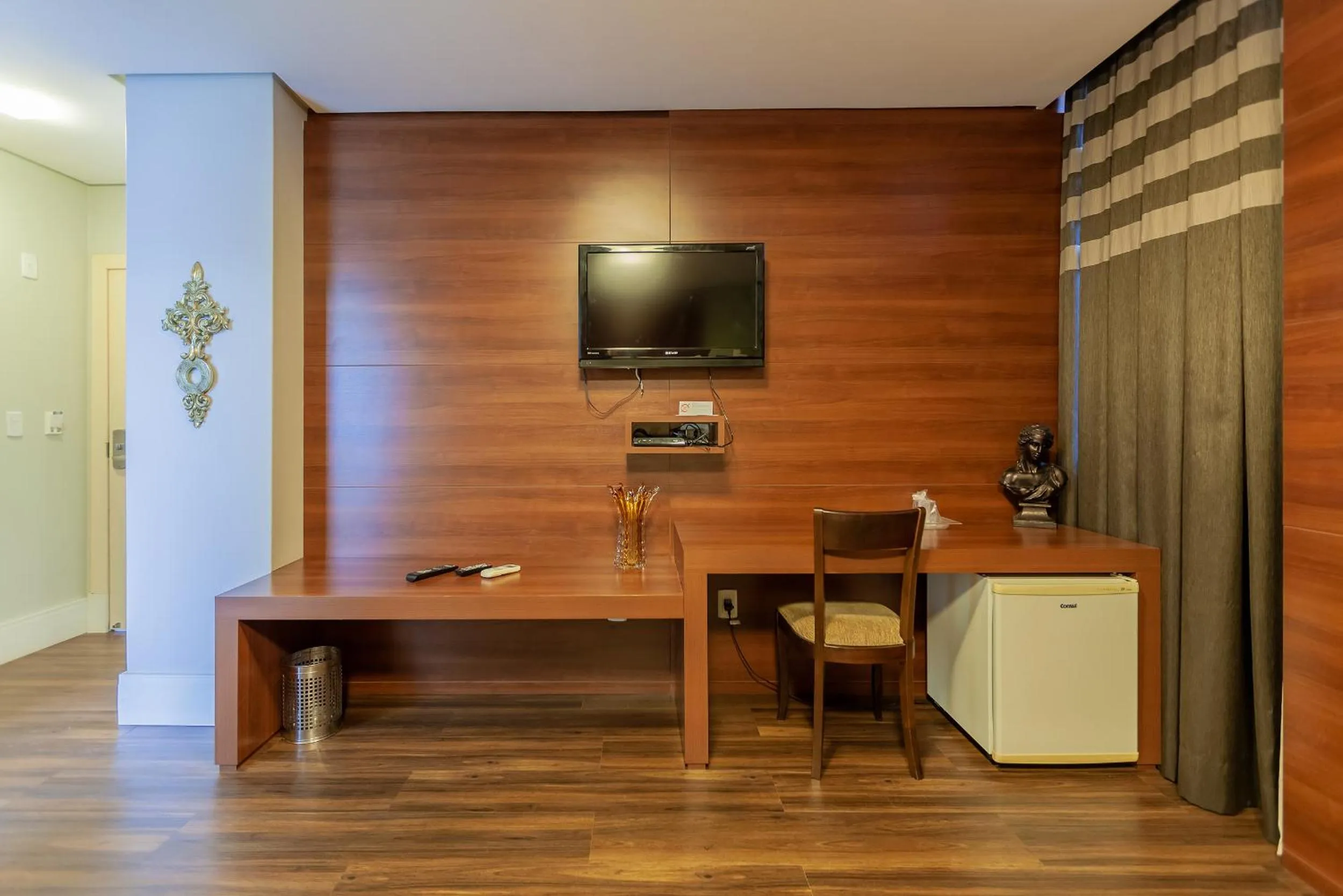 TV and multimedia in Tri Hotel Executive Criciúma