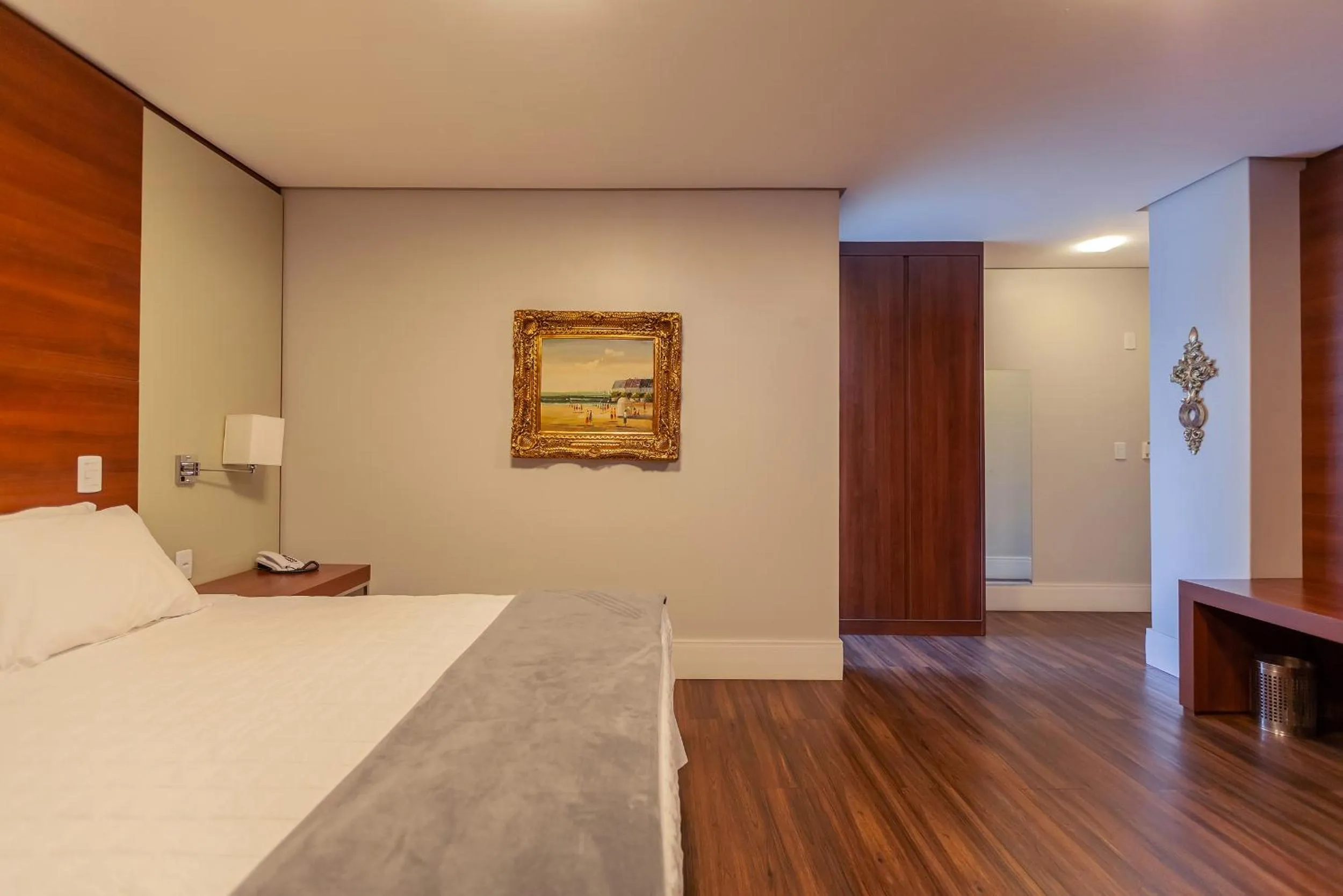 Bedroom, Bed in Tri Hotel Executive Criciúma