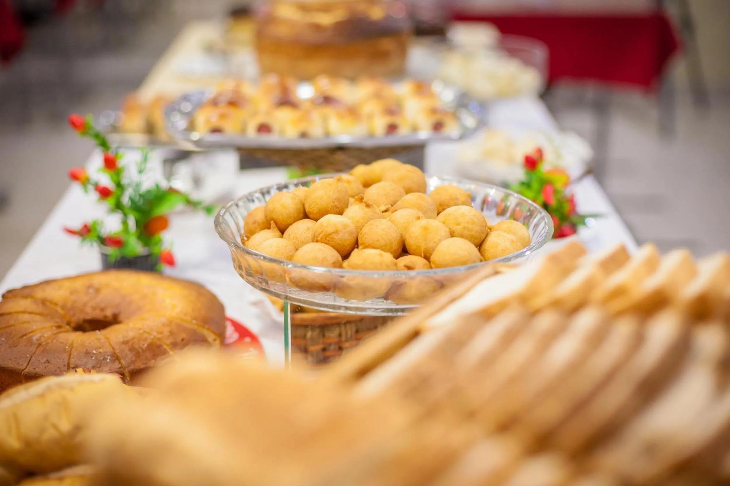 Buffet breakfast in Tri Hotel Criciúma