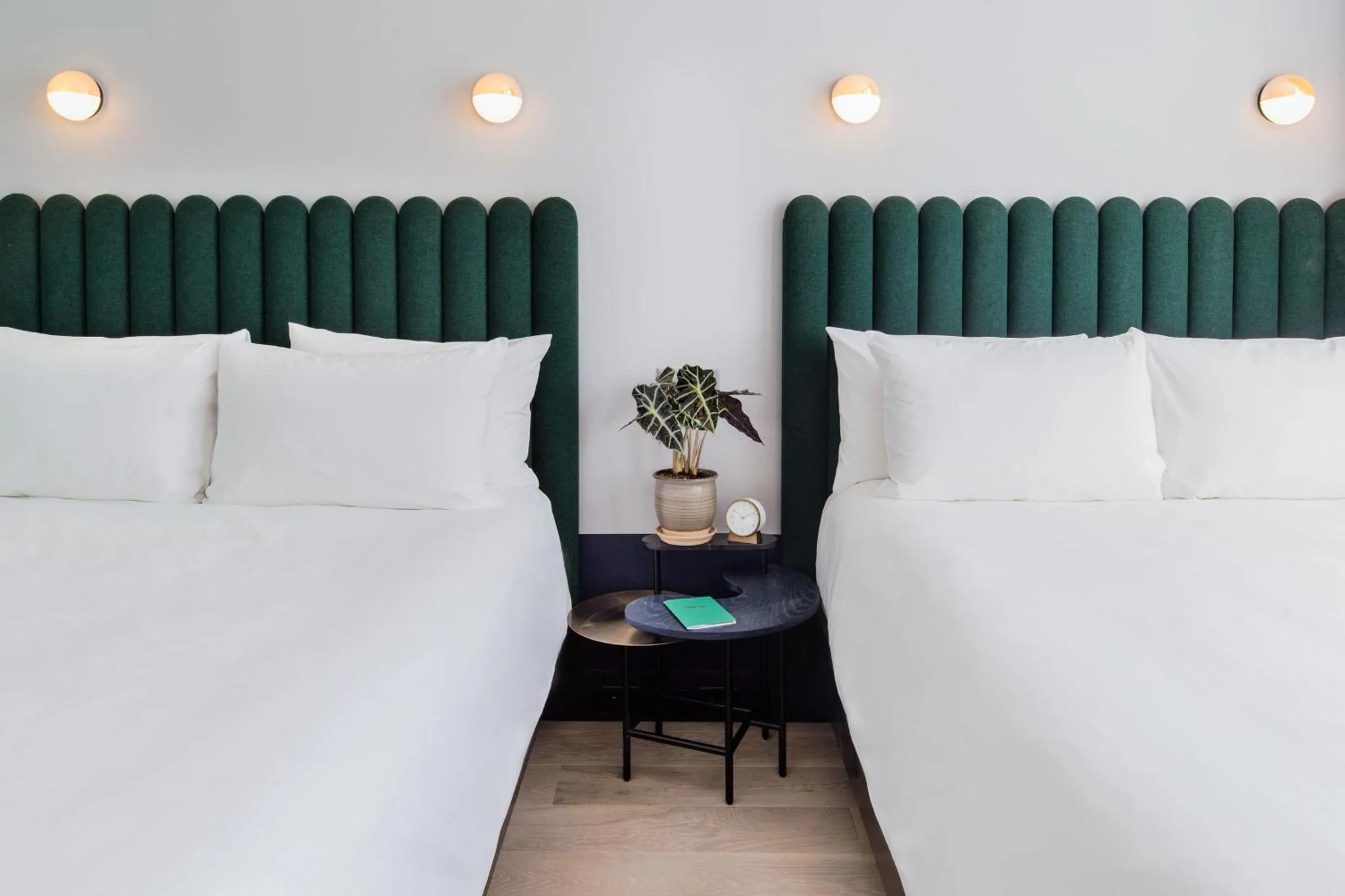 Bed in Woodlark Hotel Portland, a Tribute Portfolio Hotel