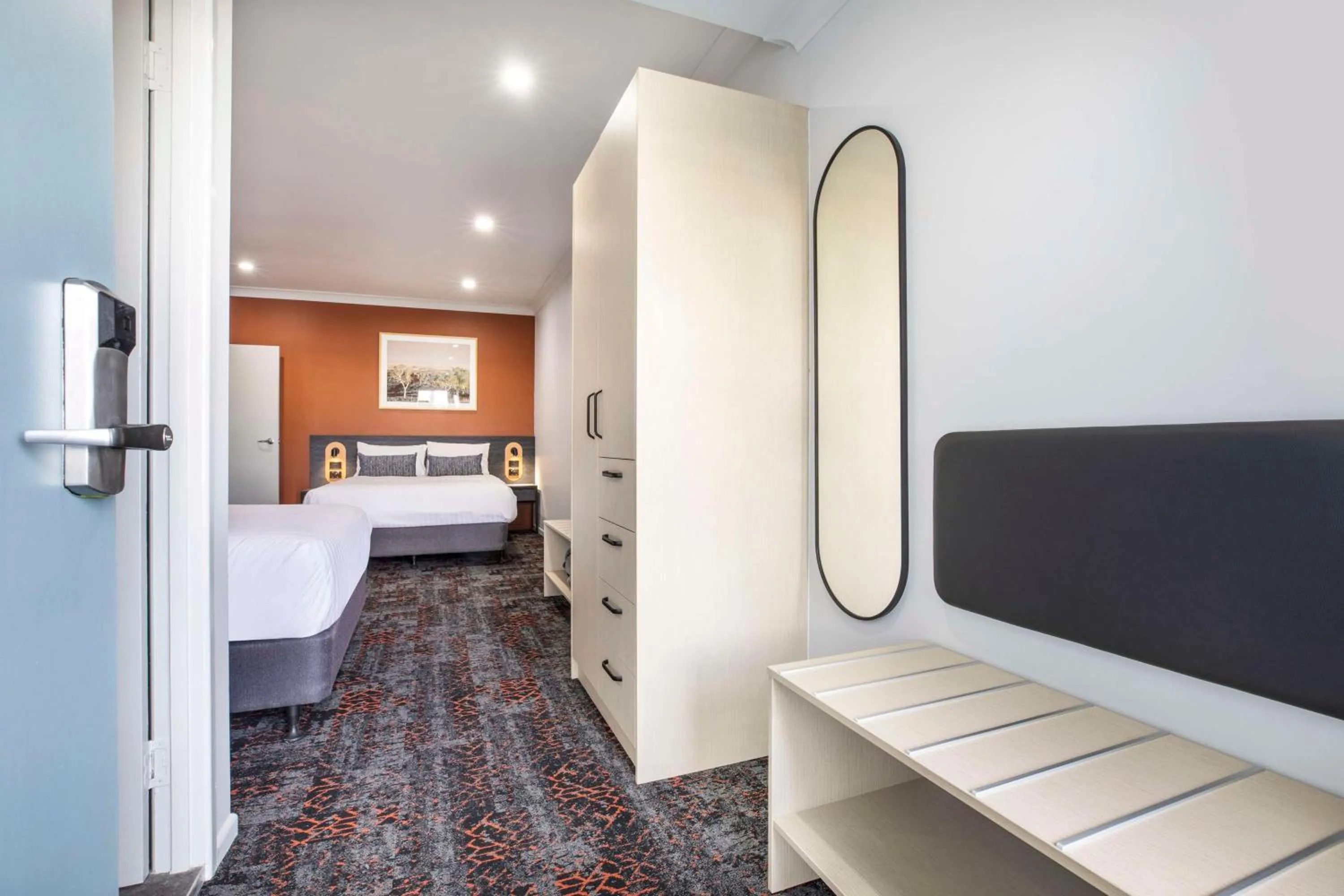 Bedroom, Bed in Nightcap at Horse & Jockey Hotel Warwick