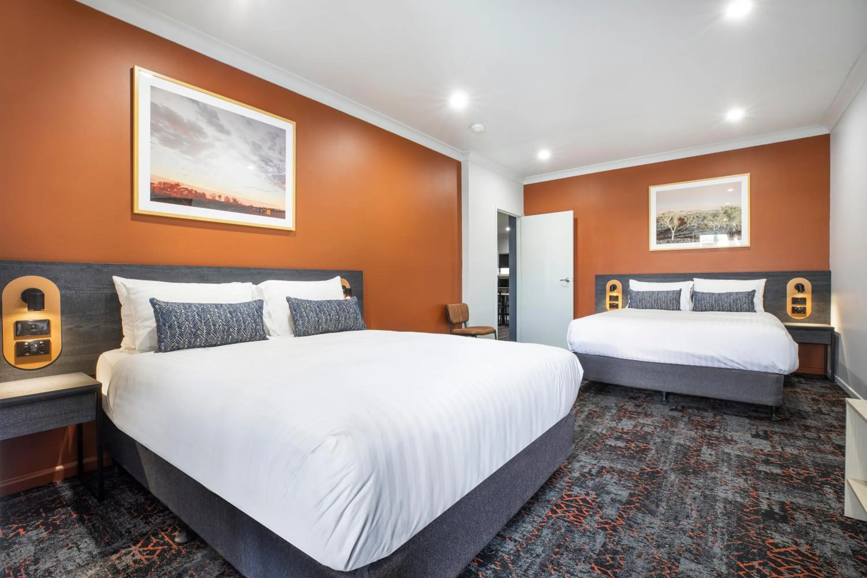 Bedroom, Bed in Nightcap at Horse & Jockey Hotel Warwick