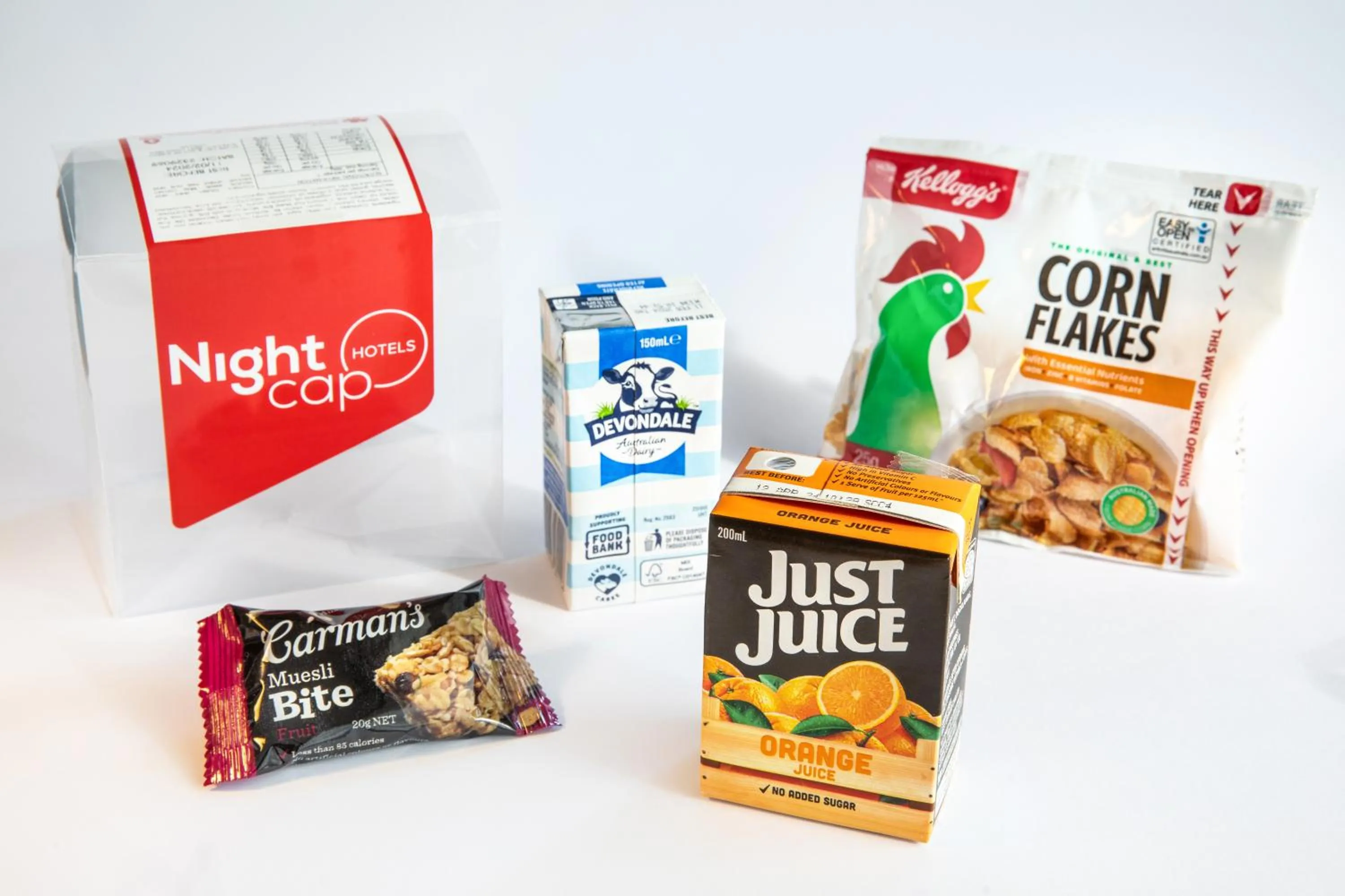 Breakfast in Nightcap at Horse & Jockey Hotel Warwick