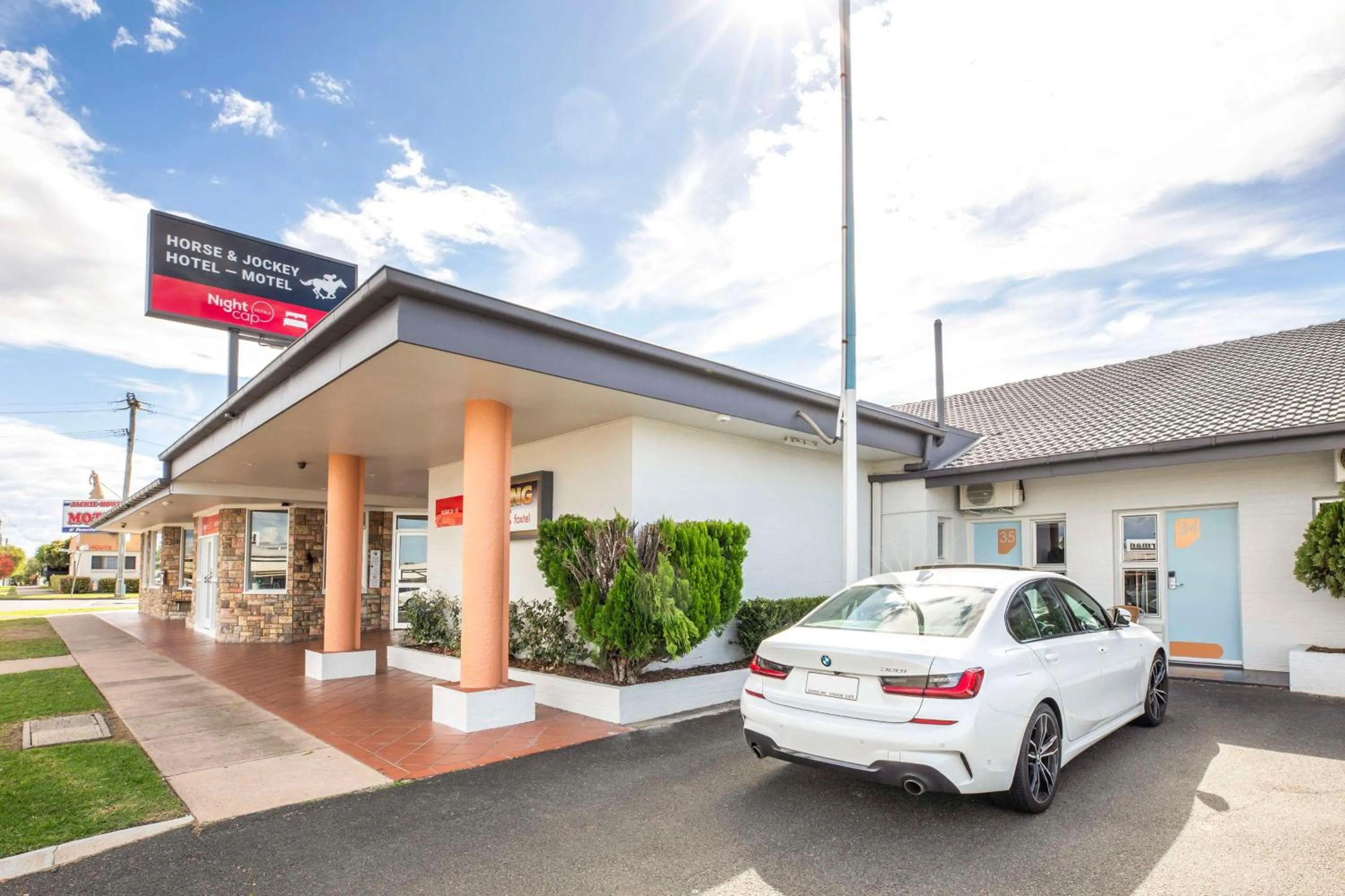 Property building in Nightcap at Horse & Jockey Hotel Warwick