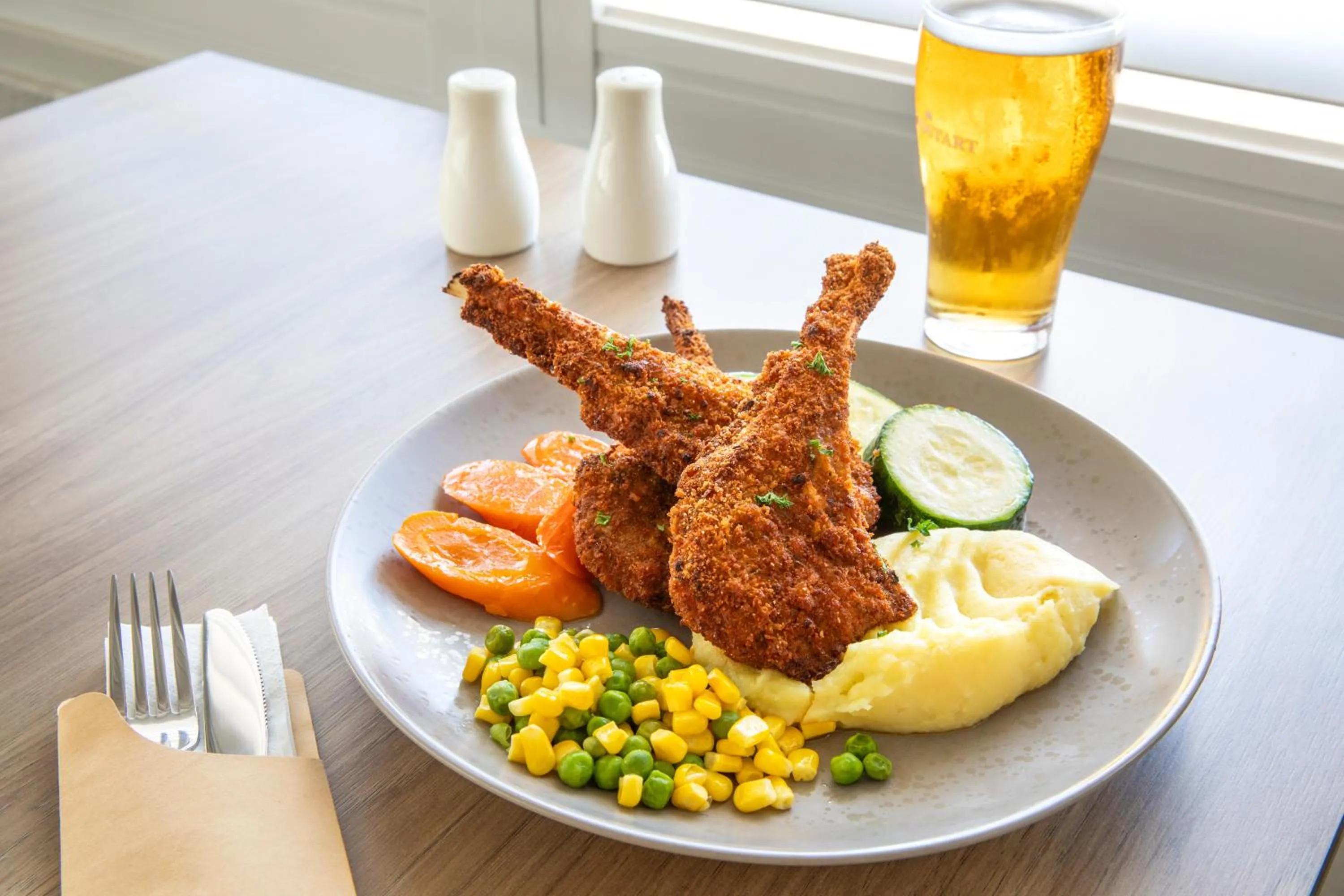 Food in Nightcap at Horse & Jockey Hotel Warwick