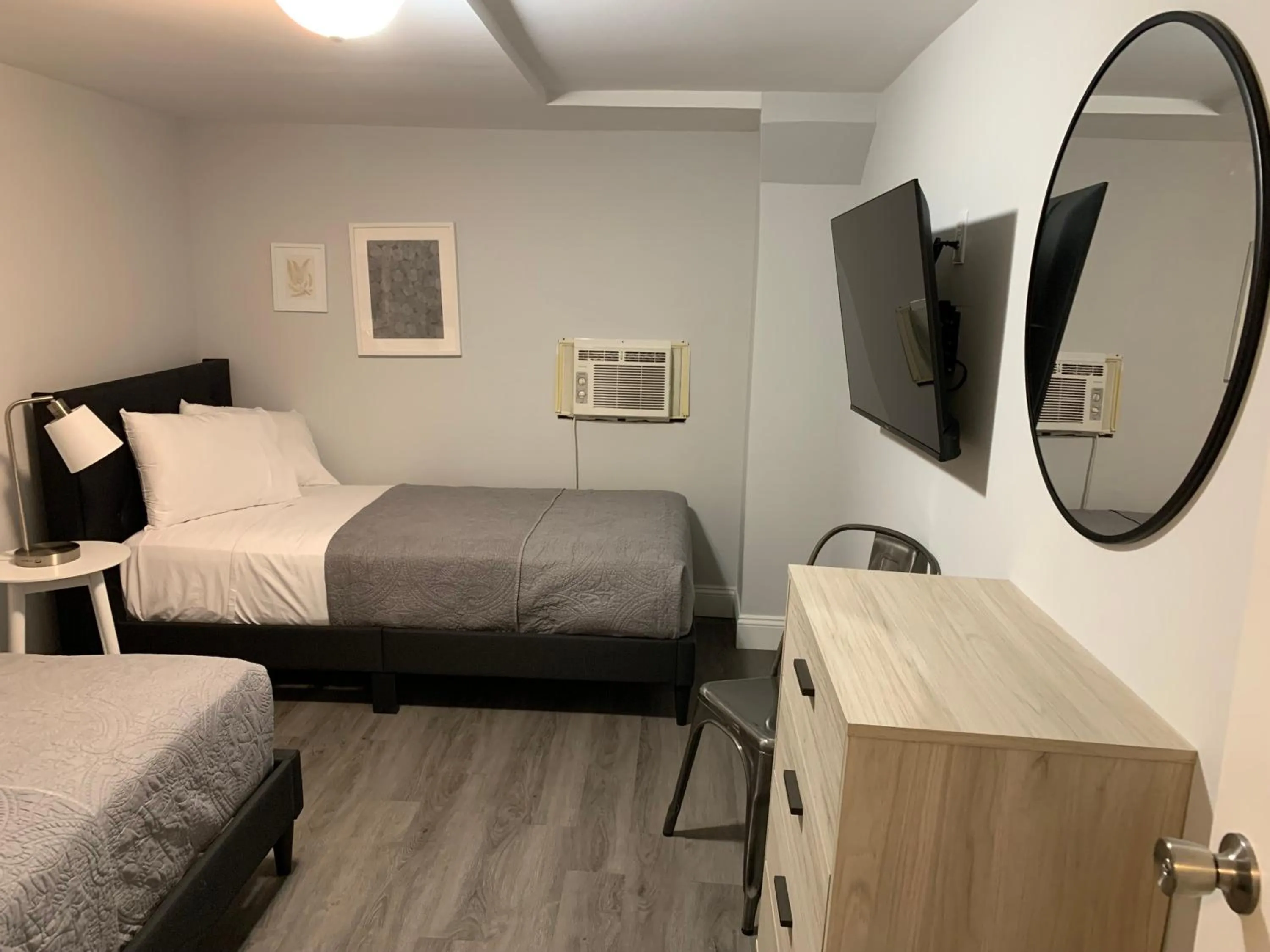 Bed in Blue Water Inn