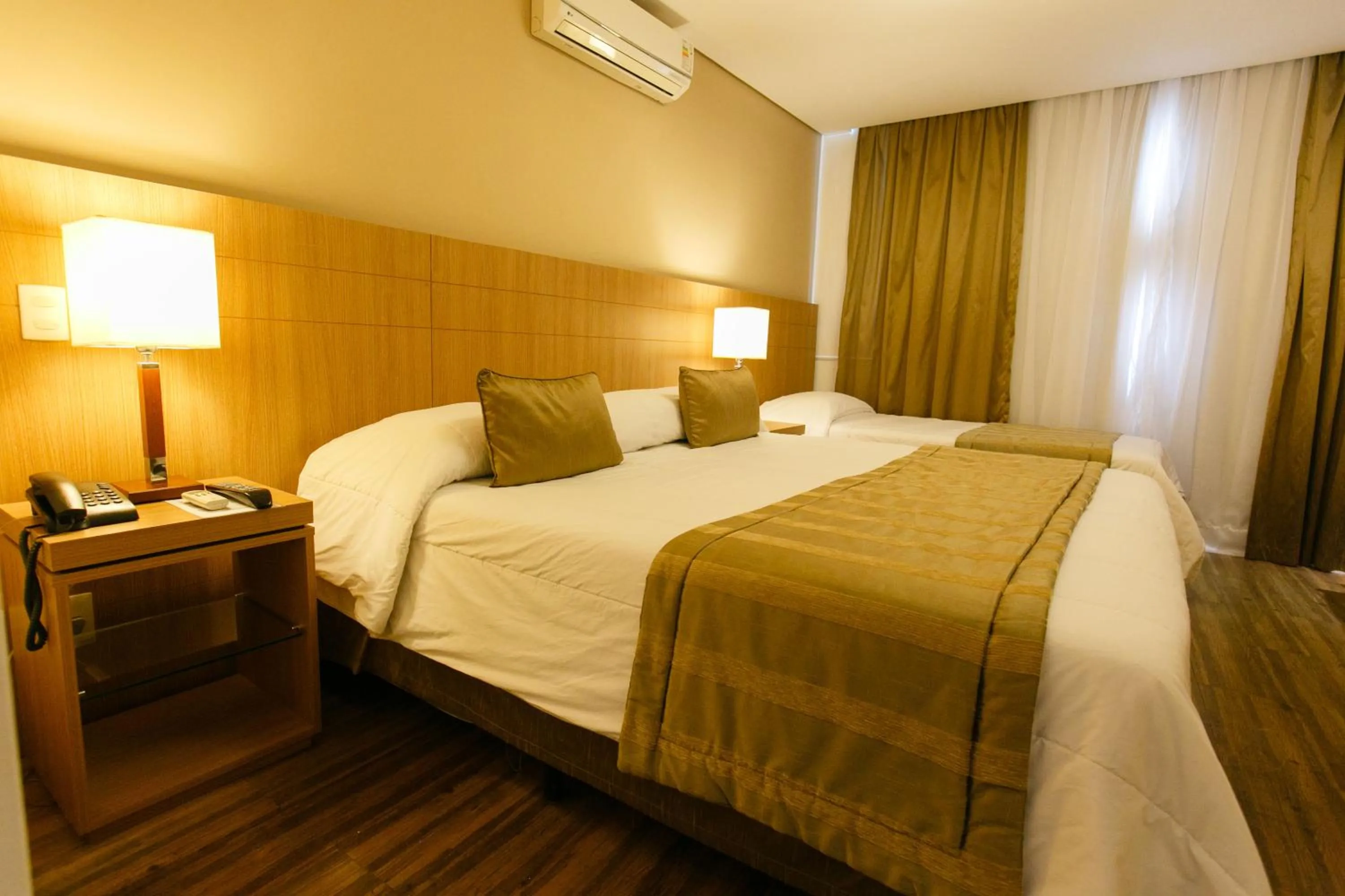 Bed in Casablanca Center Hotel