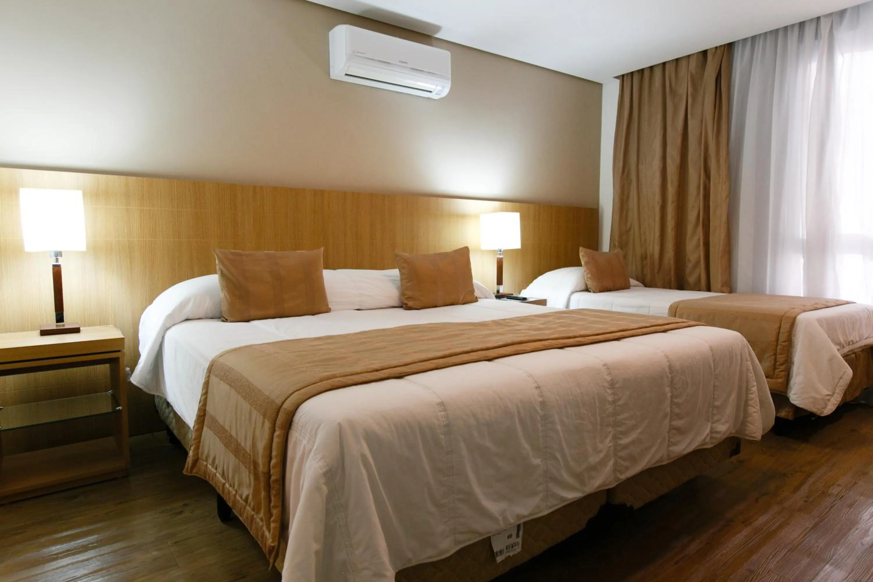 Bed in Casablanca Center Hotel