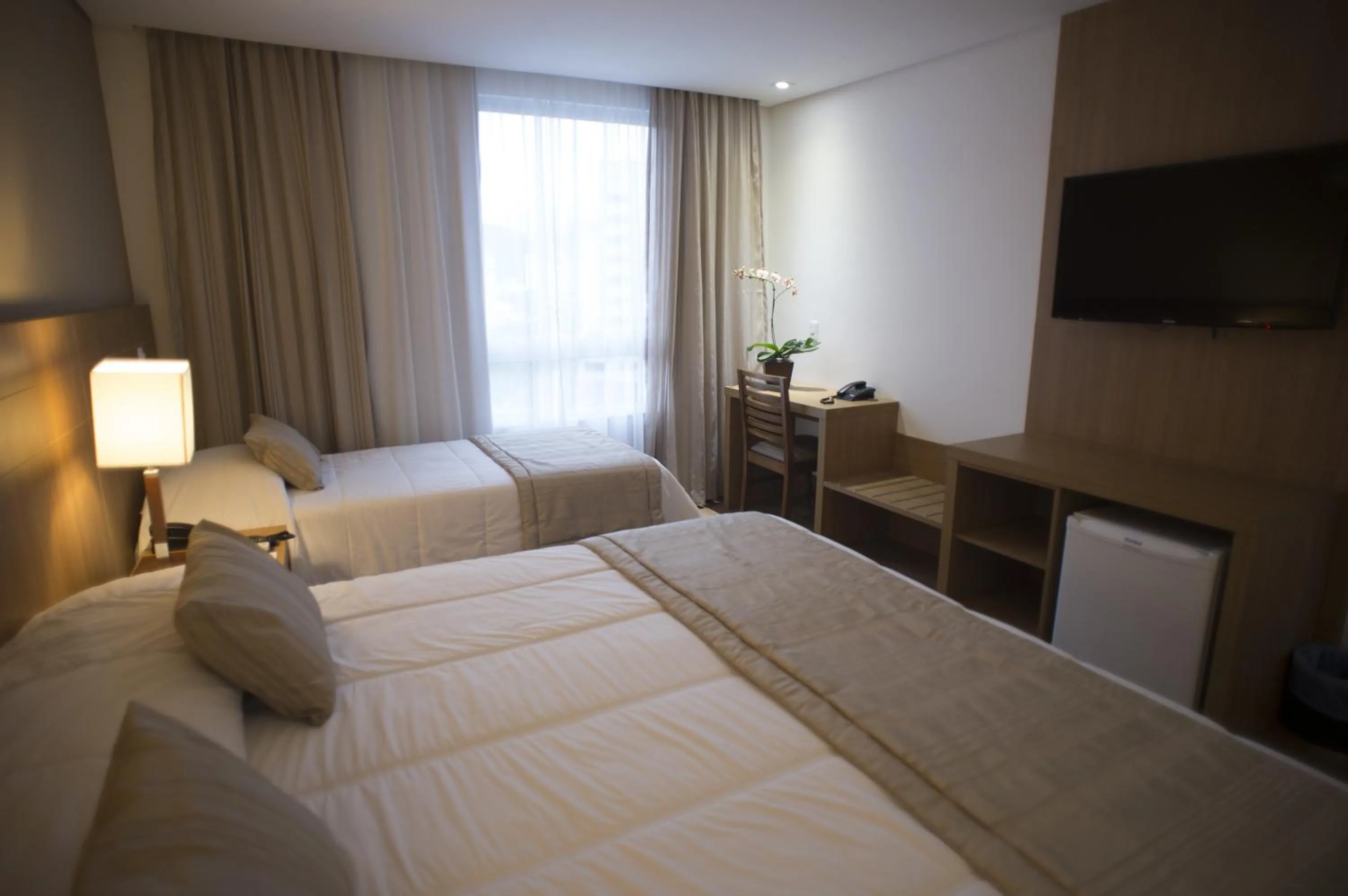 Photo of the whole room, Bed in Casablanca Center Hotel