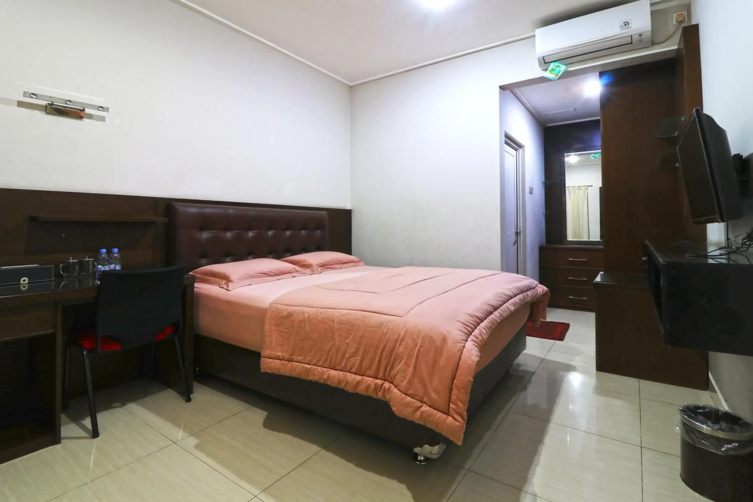 Deluxe Double Room in Bendungan Hilir Residence Deluxe Double Room in Bendungan Hilir Residence