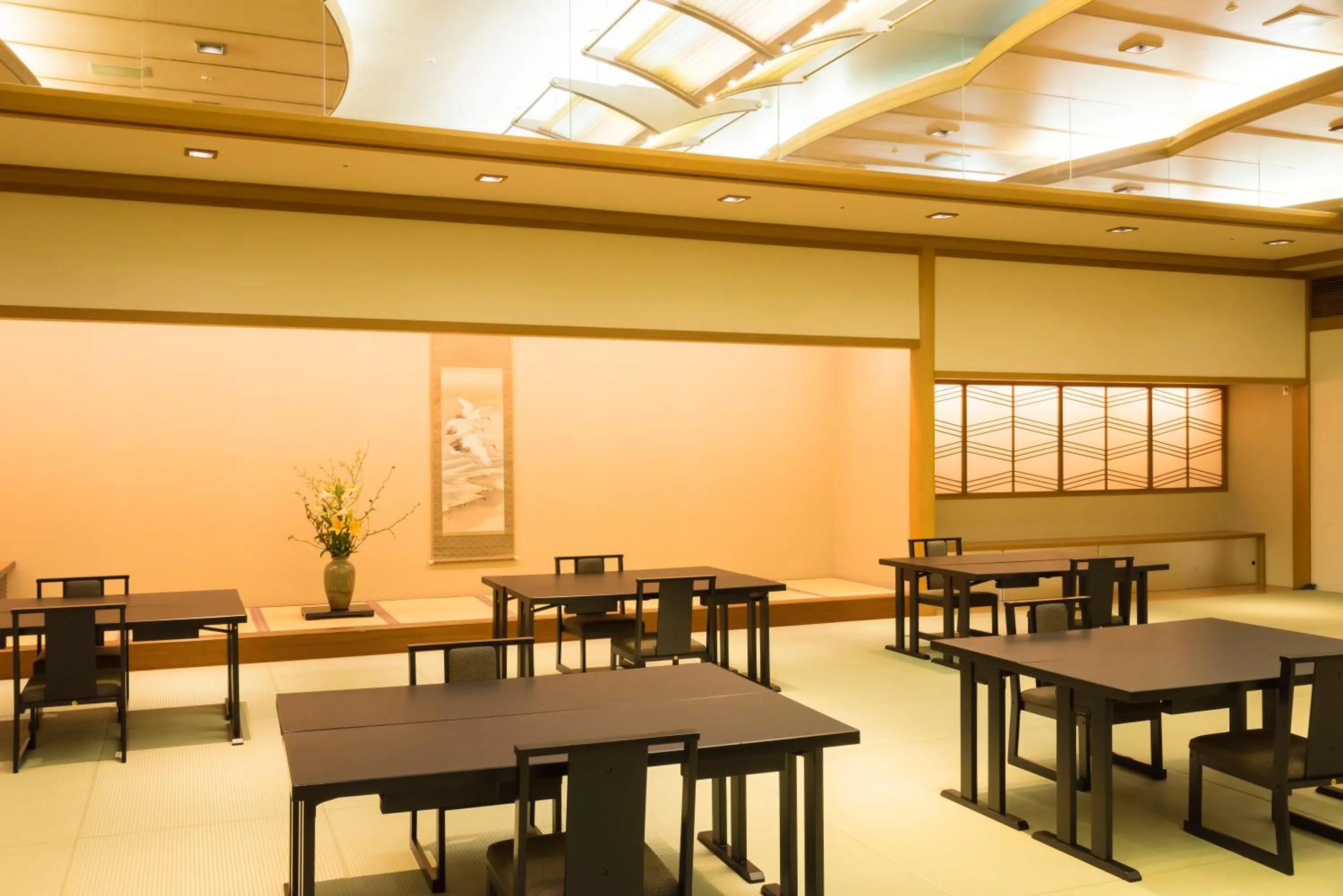 Restaurant/places to eat in Fukuichi