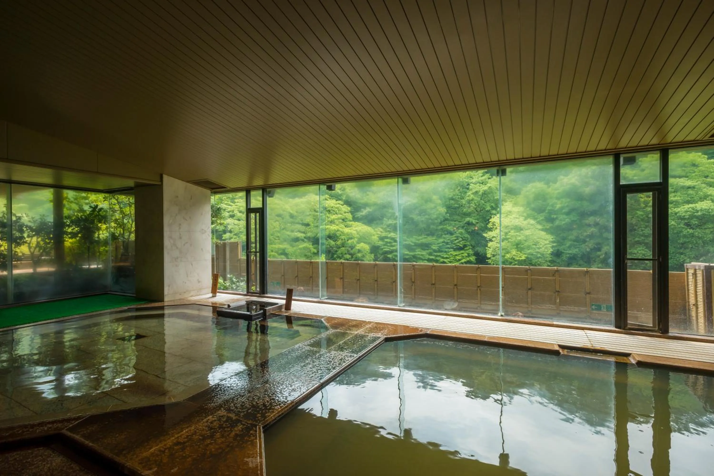 Hot Spring Bath in Fukuichi