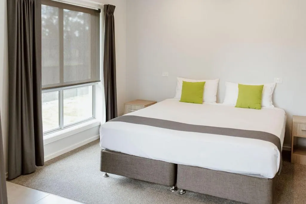 Bed in Tindarra Resort