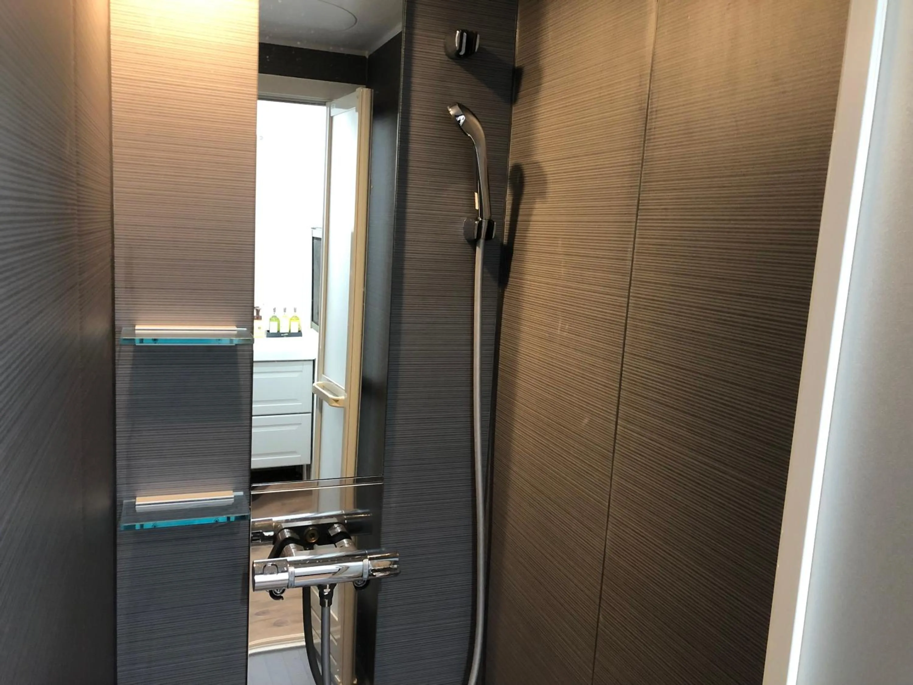 Shower in Ashinoko Port Villa MIRAHAKONE