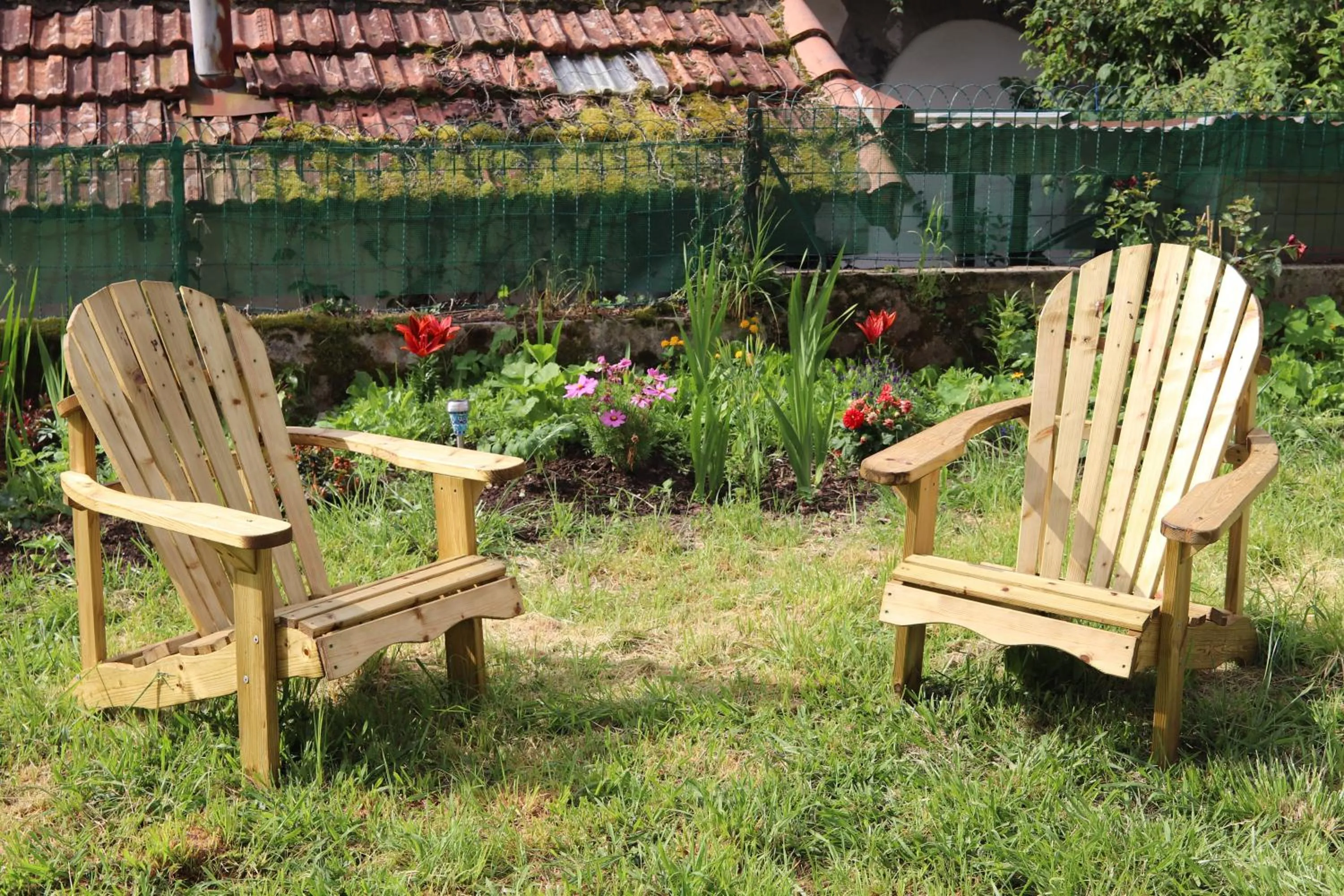 Garden in Chambres d'hôtes "HOR DAGO" près de la gare d'Hendaye avec le petit-déjeuner