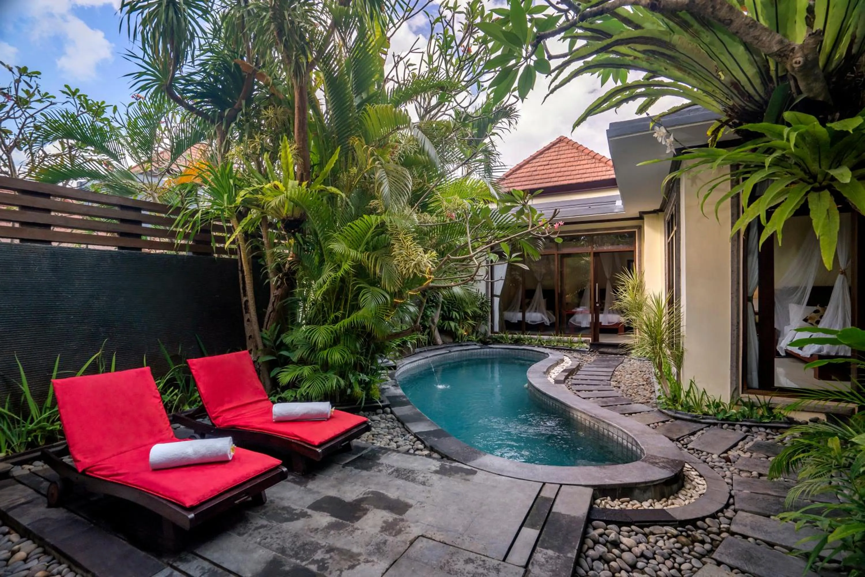 Garden in The Bali Dream Villa & Resort Echo Beach Canggu