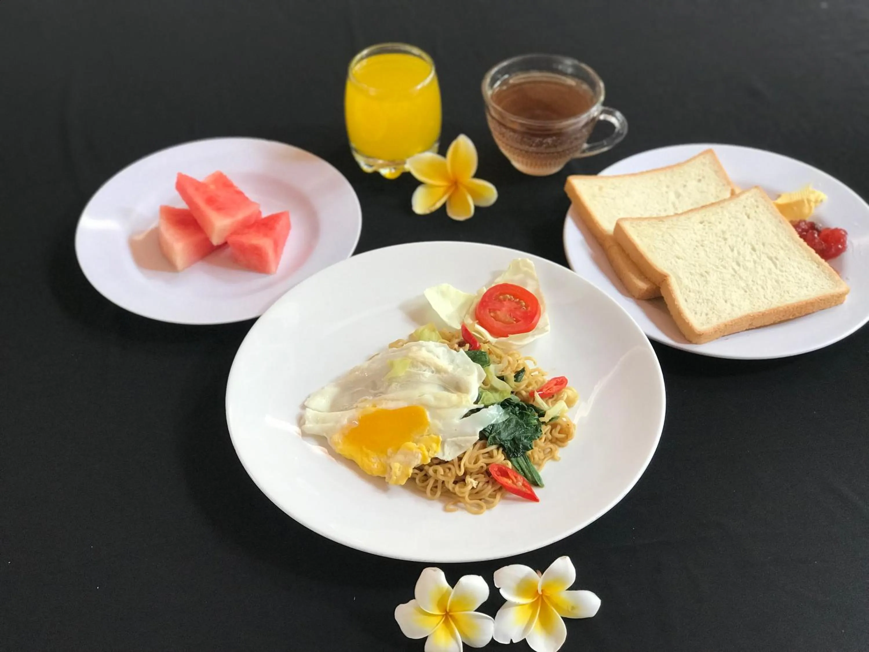 Breakfast in Agus Beach Inn