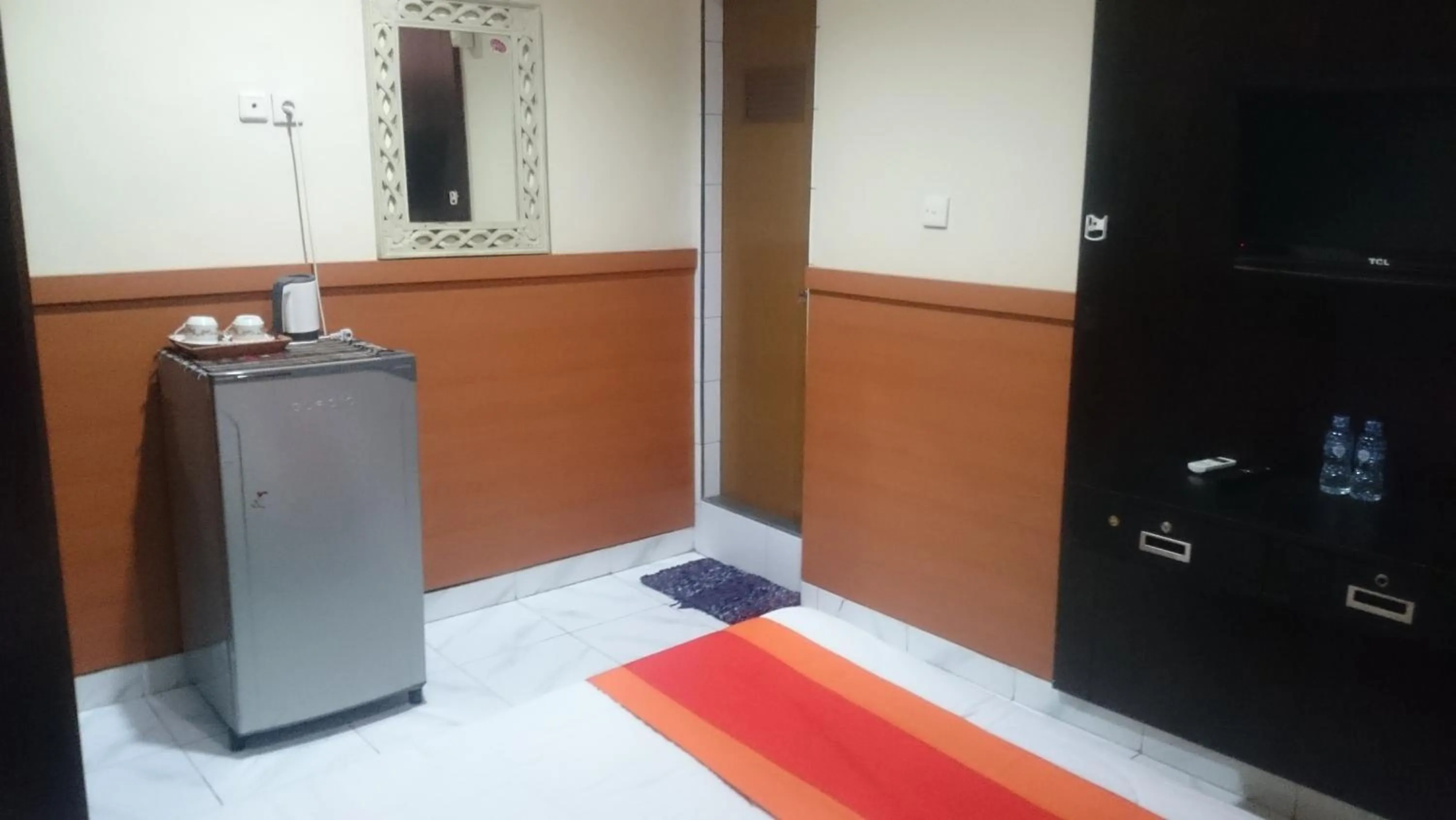 Photo of the whole room in Agus Beach Inn