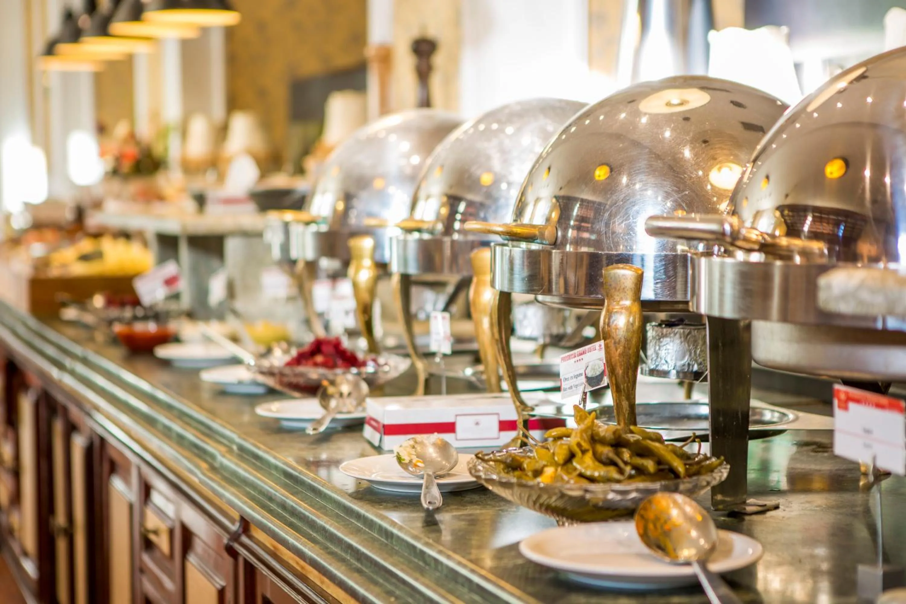 Restaurant/places to eat in Phoenicia Grand Hotel