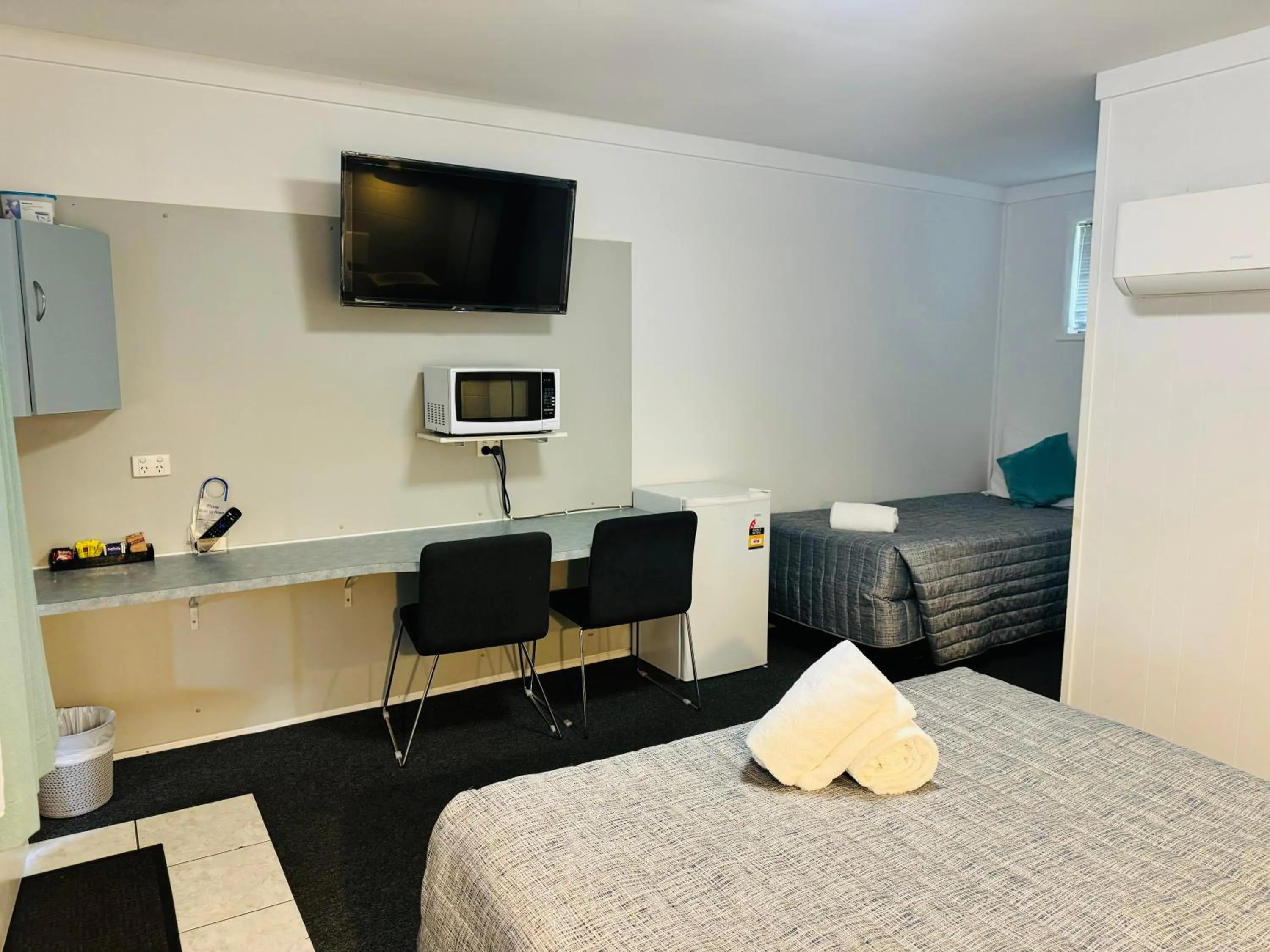 Bed in Hatton Vale Motel