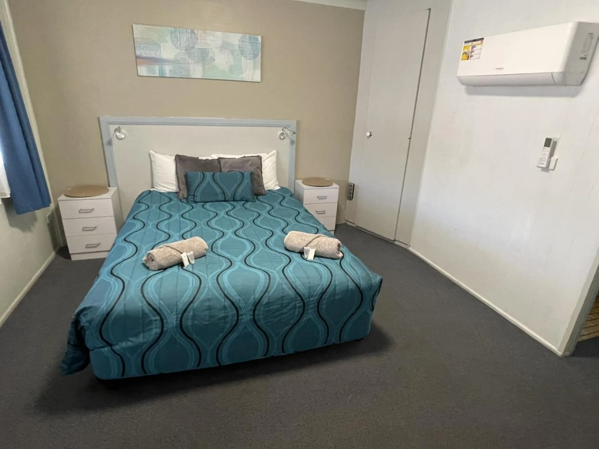 Bed in Hatton Vale Motel