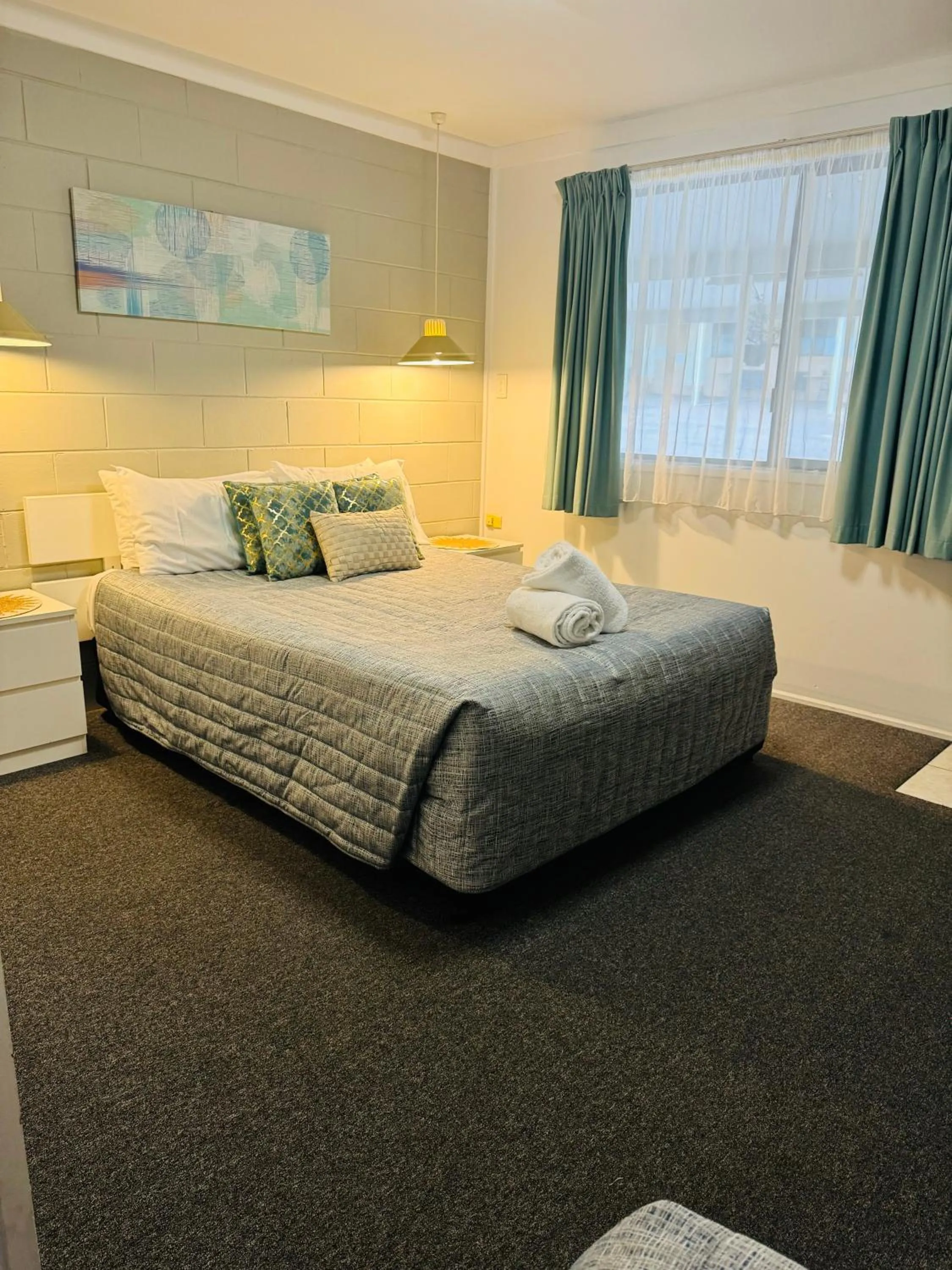 Bed in Hatton Vale Motel