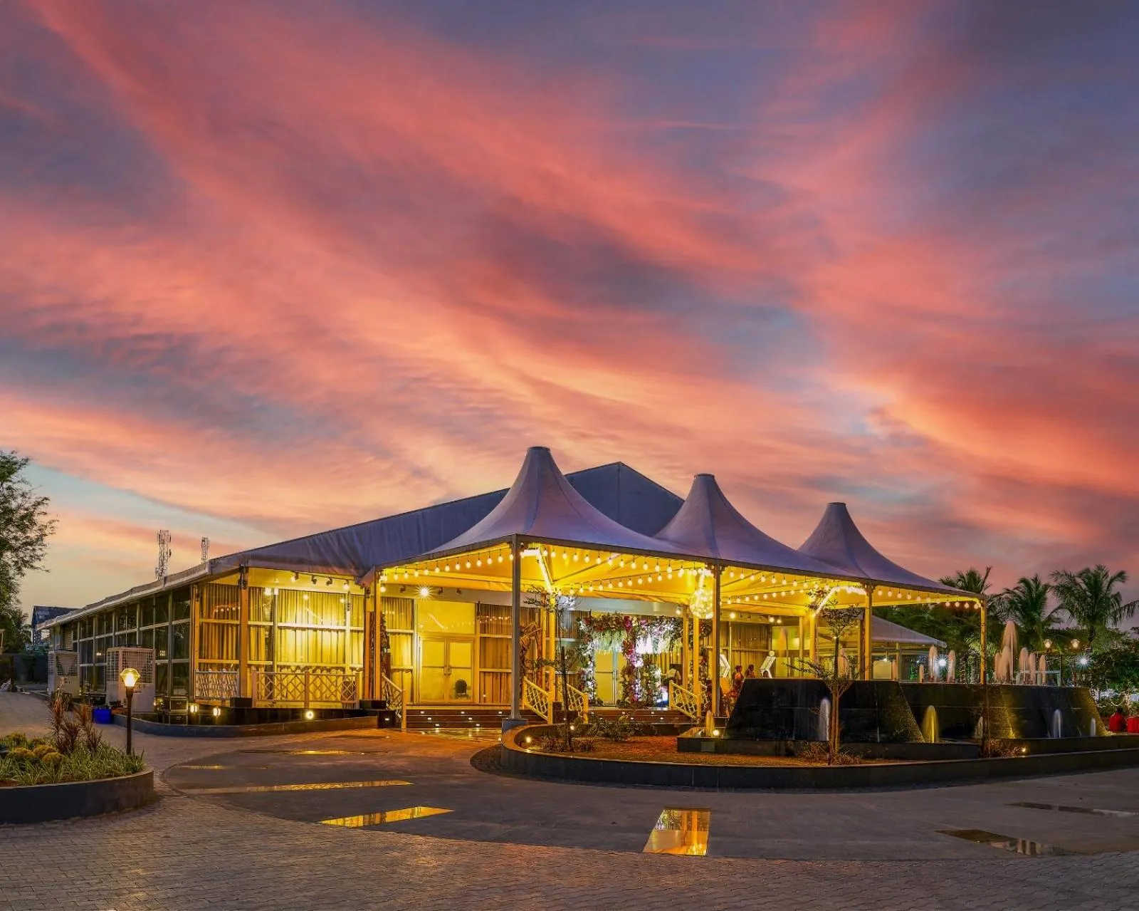 Banquet/Function facilities in MGM Beach Resorts East Coast Road