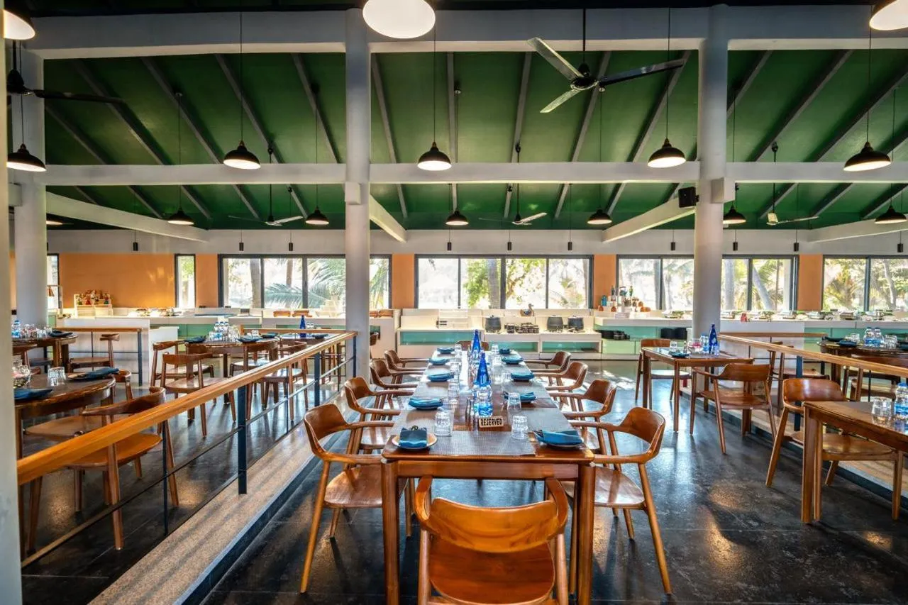 Restaurant/places to eat in MGM Beach Resorts East Coast Road