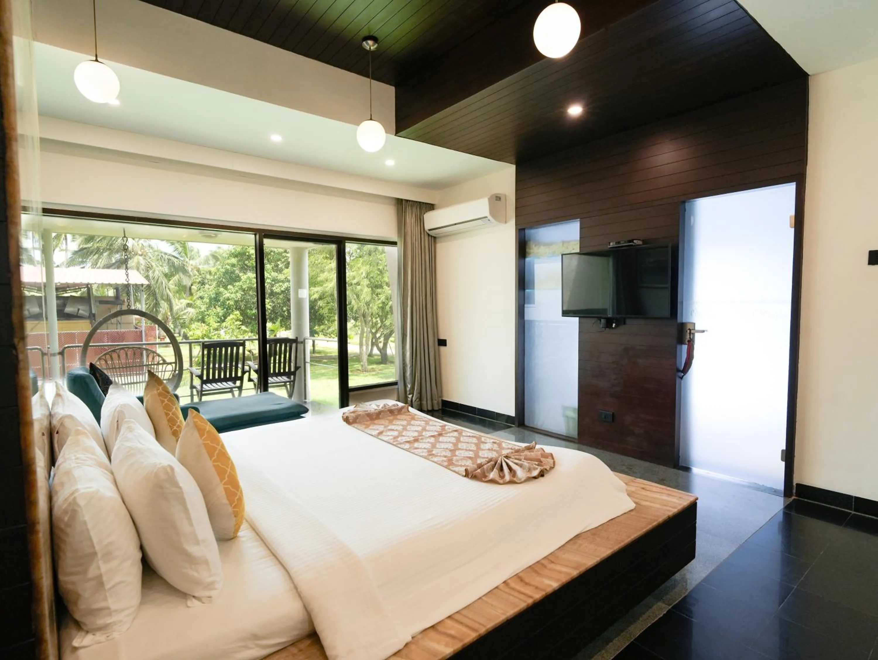 Bedroom, Bed in MGM Beach Resorts East Coast Road