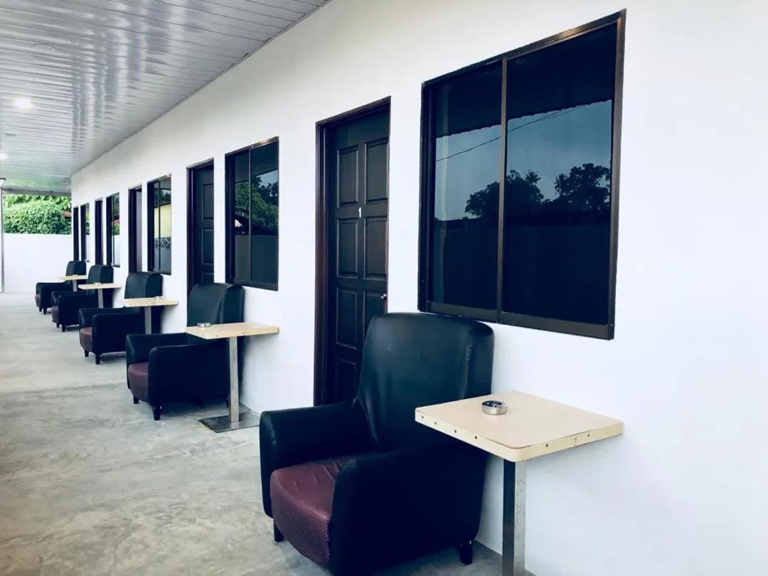 LunaStay (Shared Common Area)