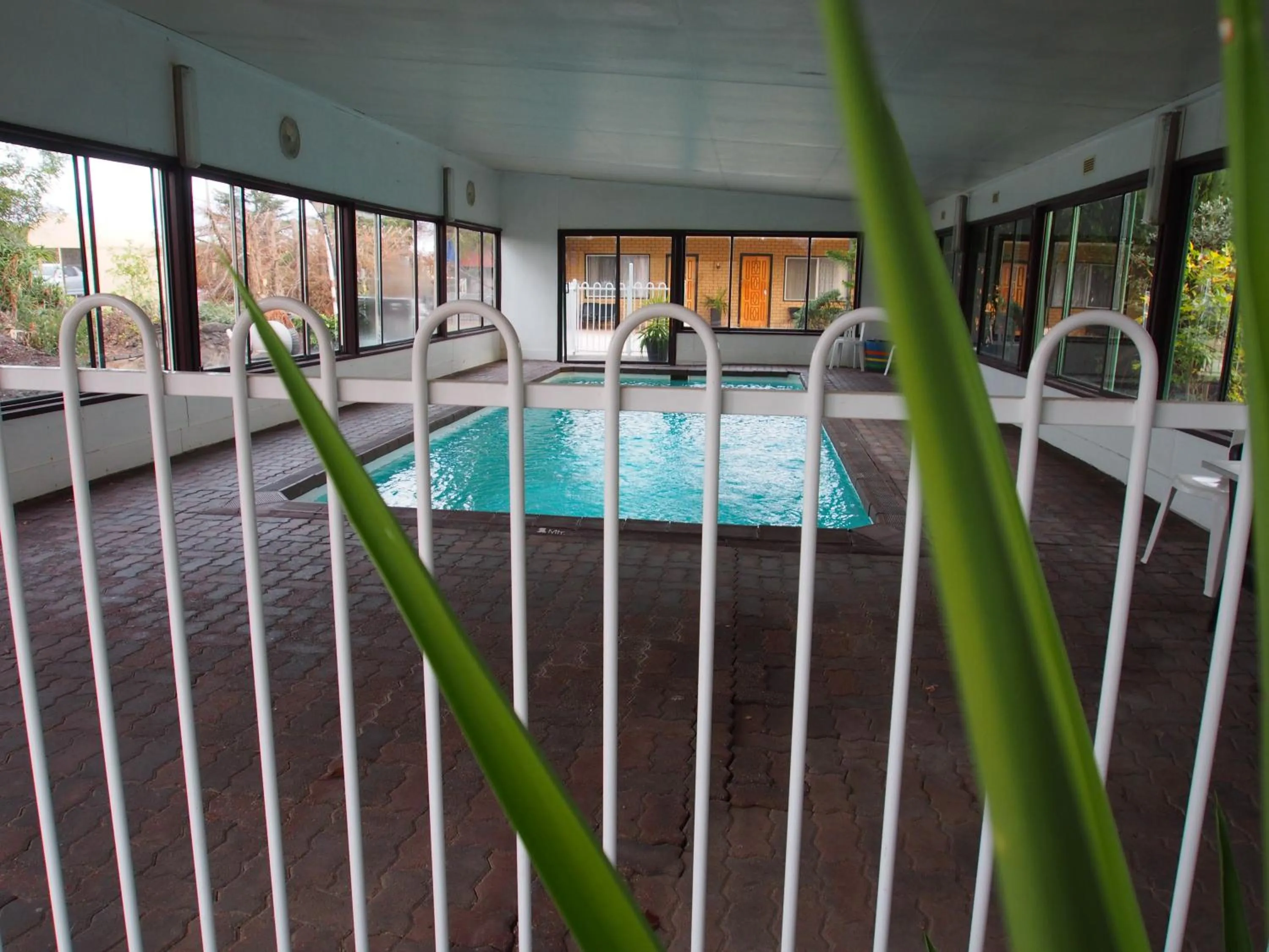 Swimming pool in Majestic Motel