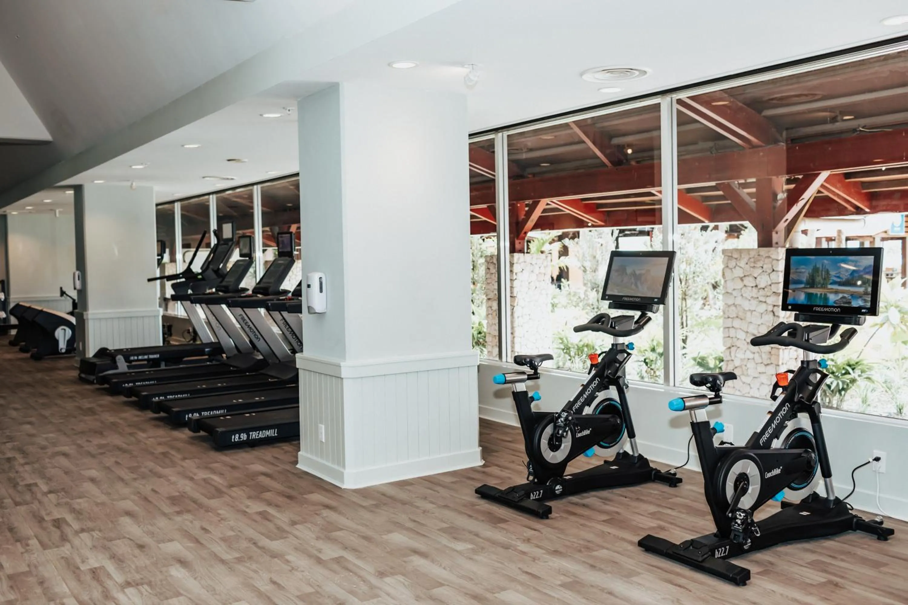 Fitness centre/facilities in Crowne Plaza Resort Saipan