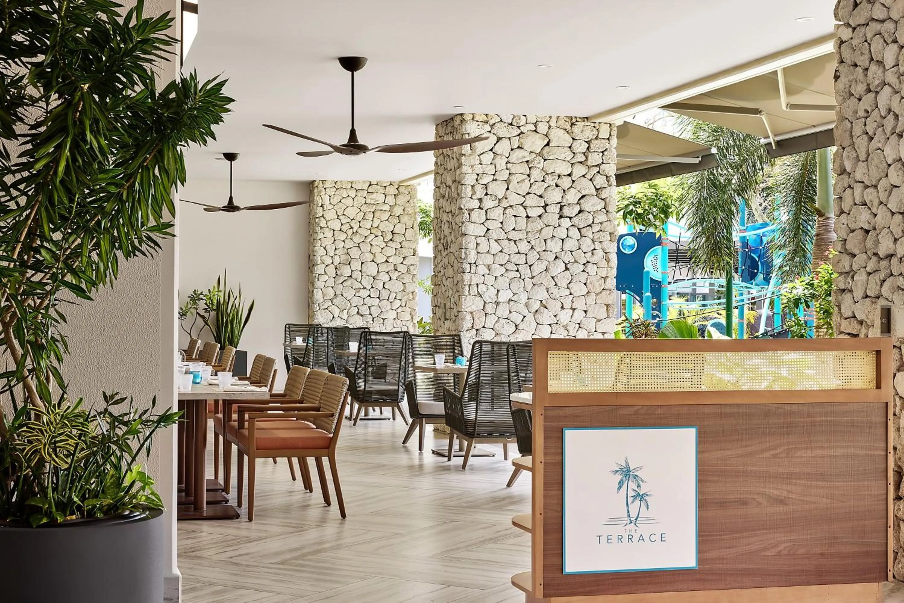 Restaurant/places to eat in Crowne Plaza Resort Saipan